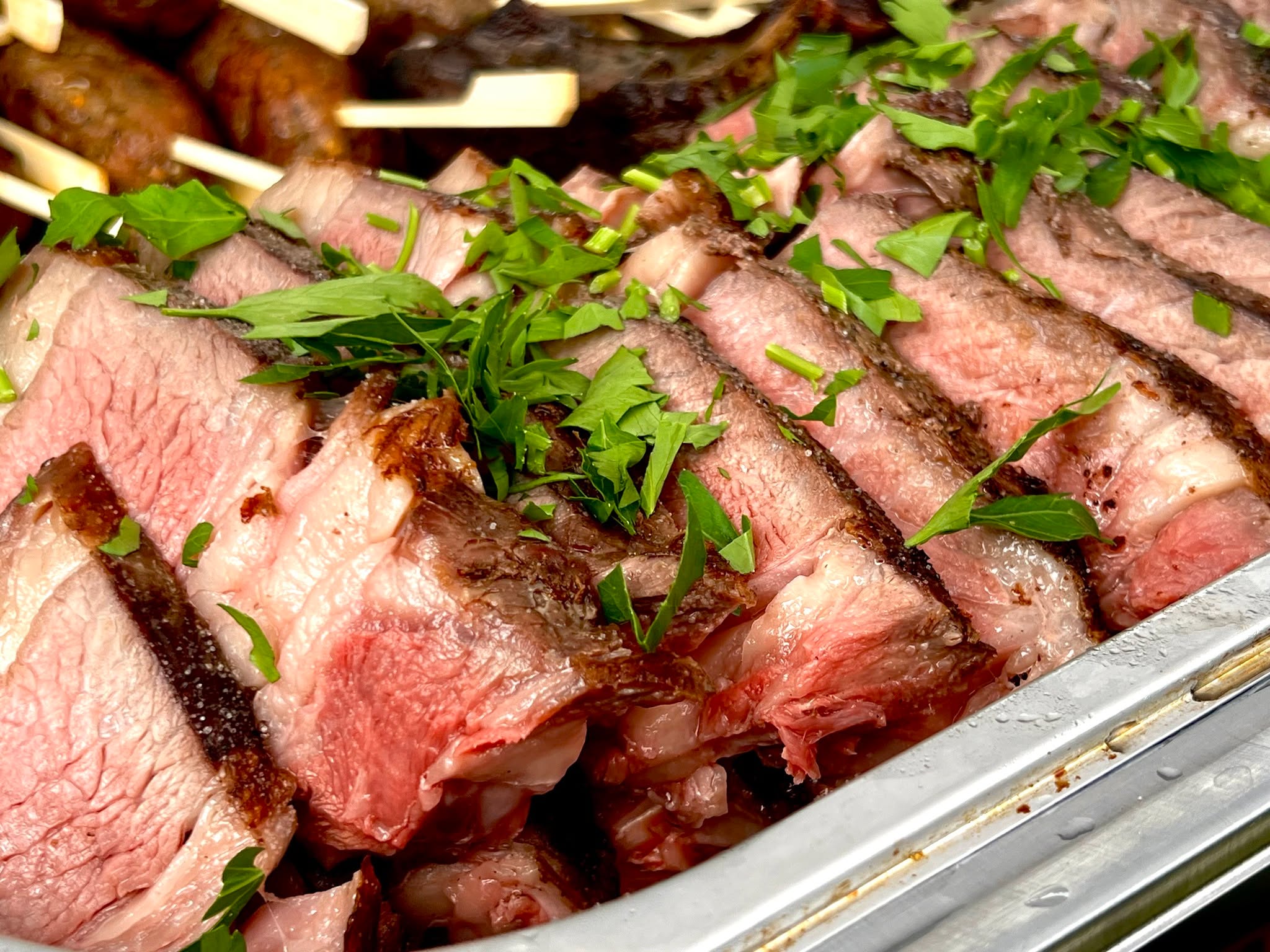 we've had a run of barbecues being confirmed for the summer over the past few weeks which is exciting as I do love barbecues!
All of our meats are cooked sous vide so you have fantastic, sucullent dishes cooked to perfection then finished over the coals to have a subtle charcoal flavour, served with great sides and salads, the perfect way to entertain in the summer.
#party #buffet #henley #local #privatechef #caterer #reading #oxfordshire #wedding #passion #barbecue #gardenparties #summer #bbq