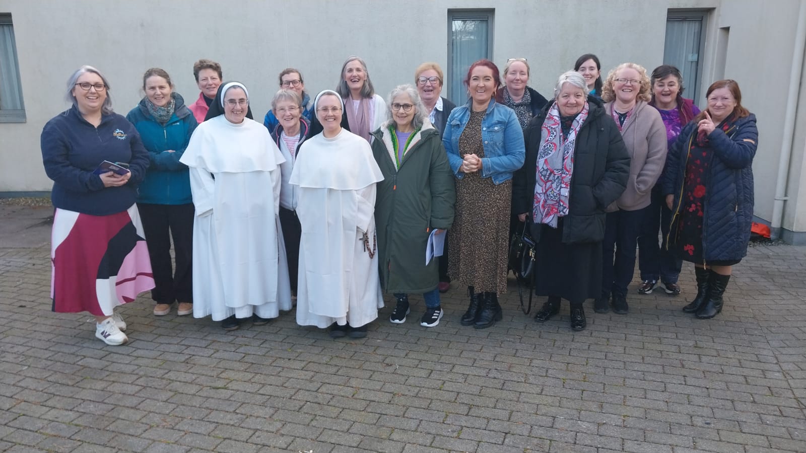 Sr Hyacinthe and Sr Carino concluded their mission week in Ireland with a formation day for the students of our Certificate in Catechesis! It was wonderful to be together in-person and to see how their studies are enriching their lives of faith and their missions.
Booking to begin our Certificate in September 2026 is now OPEN, so if you'd like to find out more and secure your own place head over to the Light of Truth website: https://www.lightoftruth.uk/certificate
#dominicansisters #certificateincatechesis #lightoftruth #faithformation #catechisttraining #apostolate #mission #preaching