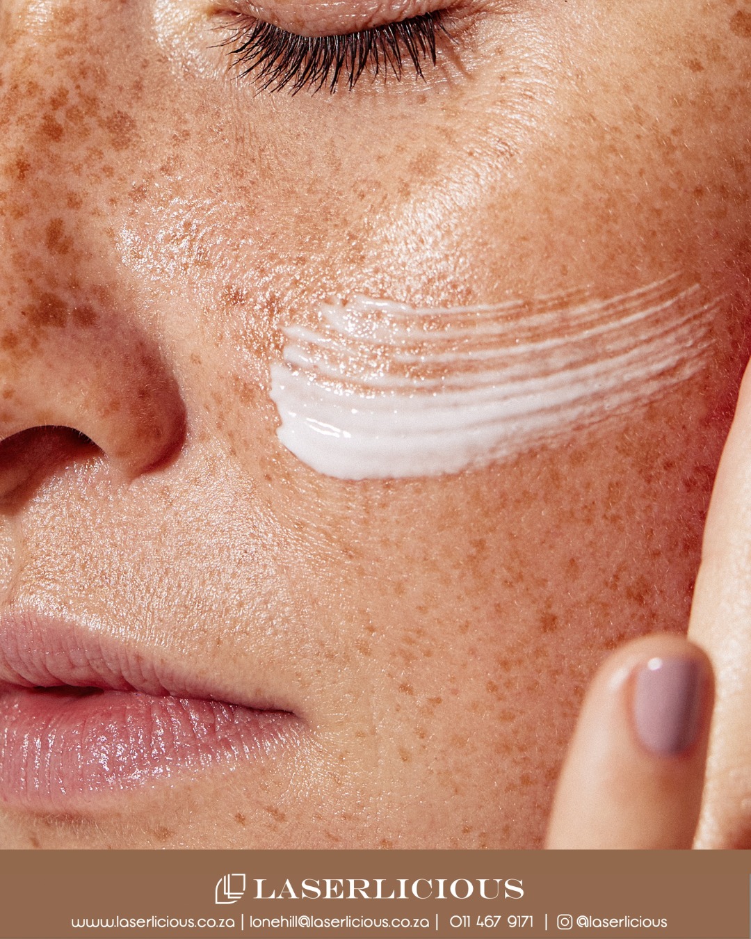 Cooler weather often means tighter, drier skin.
Professional facials and medical-grade skincare help strengthen your skin barrier and lock in hydration before winter fully arrives.
Prevention is always better than repair 🙌
📞 Call Laserlicious on 011 467 9171 / WhatsApp 083 490 9524 / info@laserlicious.co.za to make a booking today.
#laserlicious #skintreatments #healthyskin #glowingskin