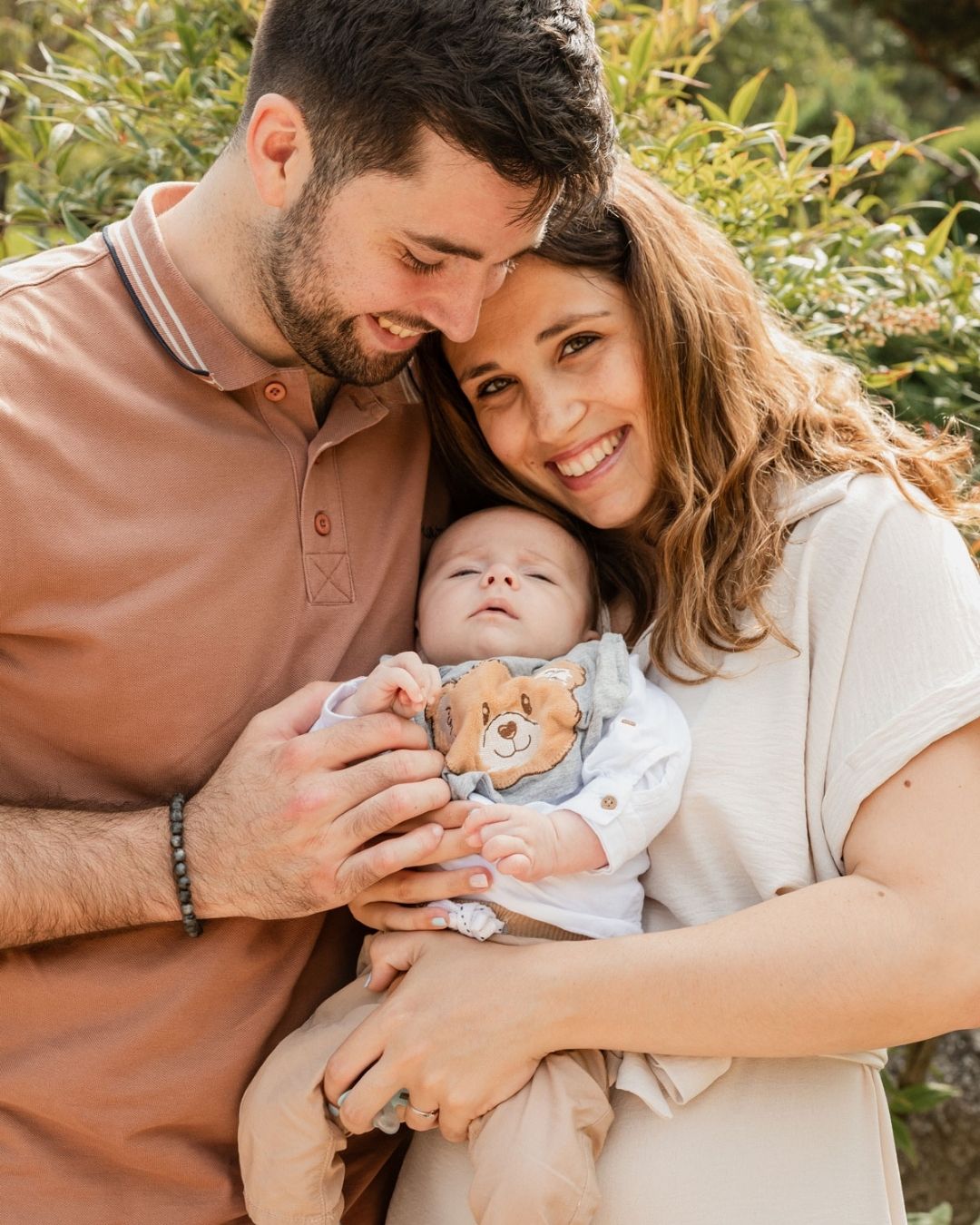Si vous attendez un enfant, pensez à réserver votre photographe de naissance plusieurs semaines (mois) en avance.
Et la bonne nouvelle : j’ai une offre dédiée à l’arrivée de votre enfant !
Le pack Grossesse - Naissance, à découvrir et réserver directement en ligne.
🟨 Lien dans la bio
—
Céline Brochado · photographe famille, grossesse et naissance à Toulouse
#photographenaissancetoulouse #photographegrossesse #mamantoulousaine