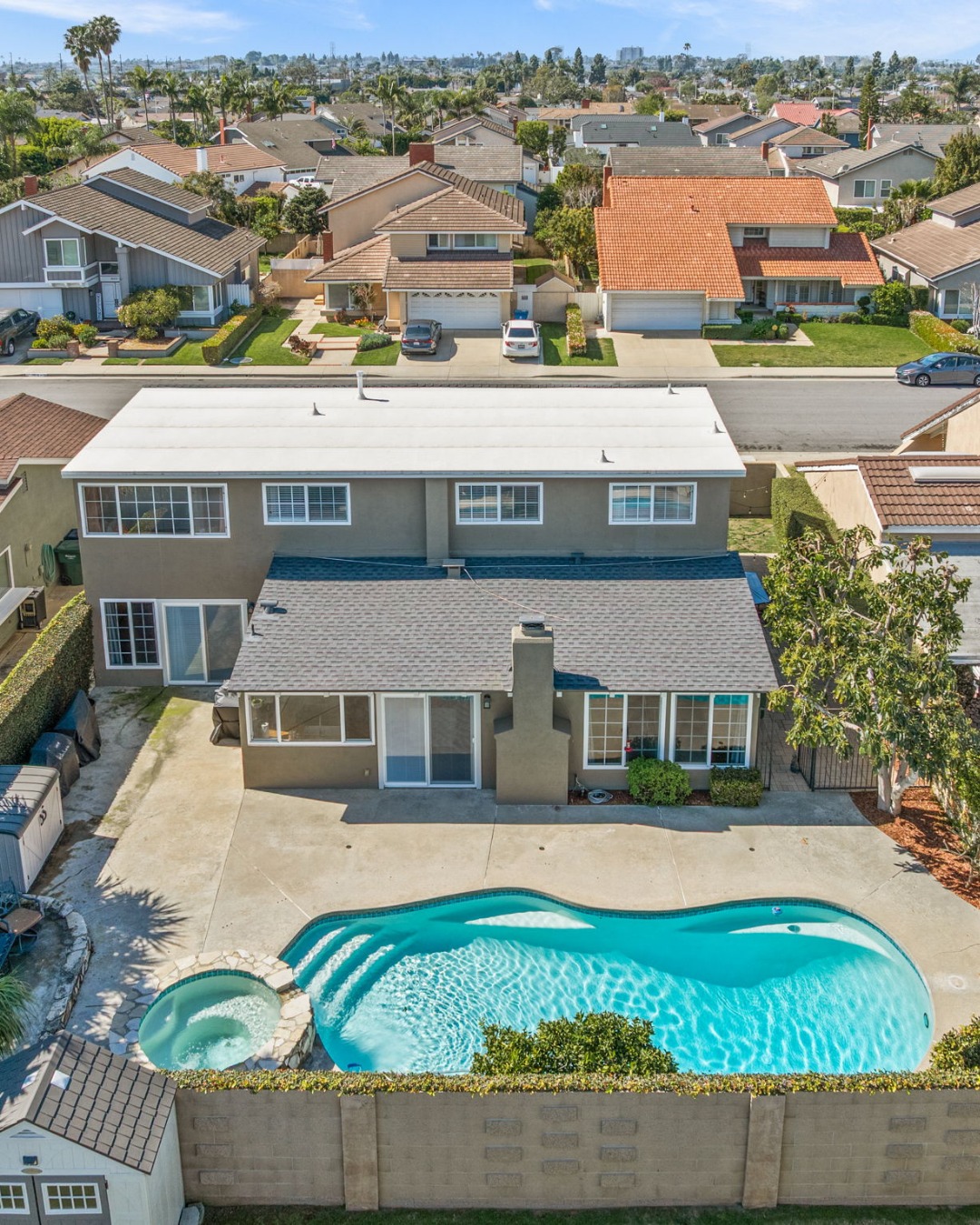 In Southern California, outdoor living is a primary selling point.
This property offers a unique private gated courtyard at the front and a full pool and spa in the back. We use wide-angle photography to show the scale of the paving stone walkways and the seamless transition between indoor and outdoor spaces.
When an agent provides a clear look at these amenities, it justifies the price point and creates an emotional connection with the buyer. Let us help you showcase the full value of your client's property.
📍 18864 Cordata, Fountain Valley, CA 92708
Listed by Joseph Cohen & Olivia Amador @joecoheninspires
Real Brokerage Technologies | DRE #01351371
Erik Michael Ransdell, Broker | DRE #02211075
949-244-1111
Let’s elevate your next listing
📧 linda@raeallenmedia.com
📞 (951) 444-5424
#ListingPhotographer #RealEstateMarketing #socalhomesforsale #RaeAllenMedia #fountainvalleyrealestate