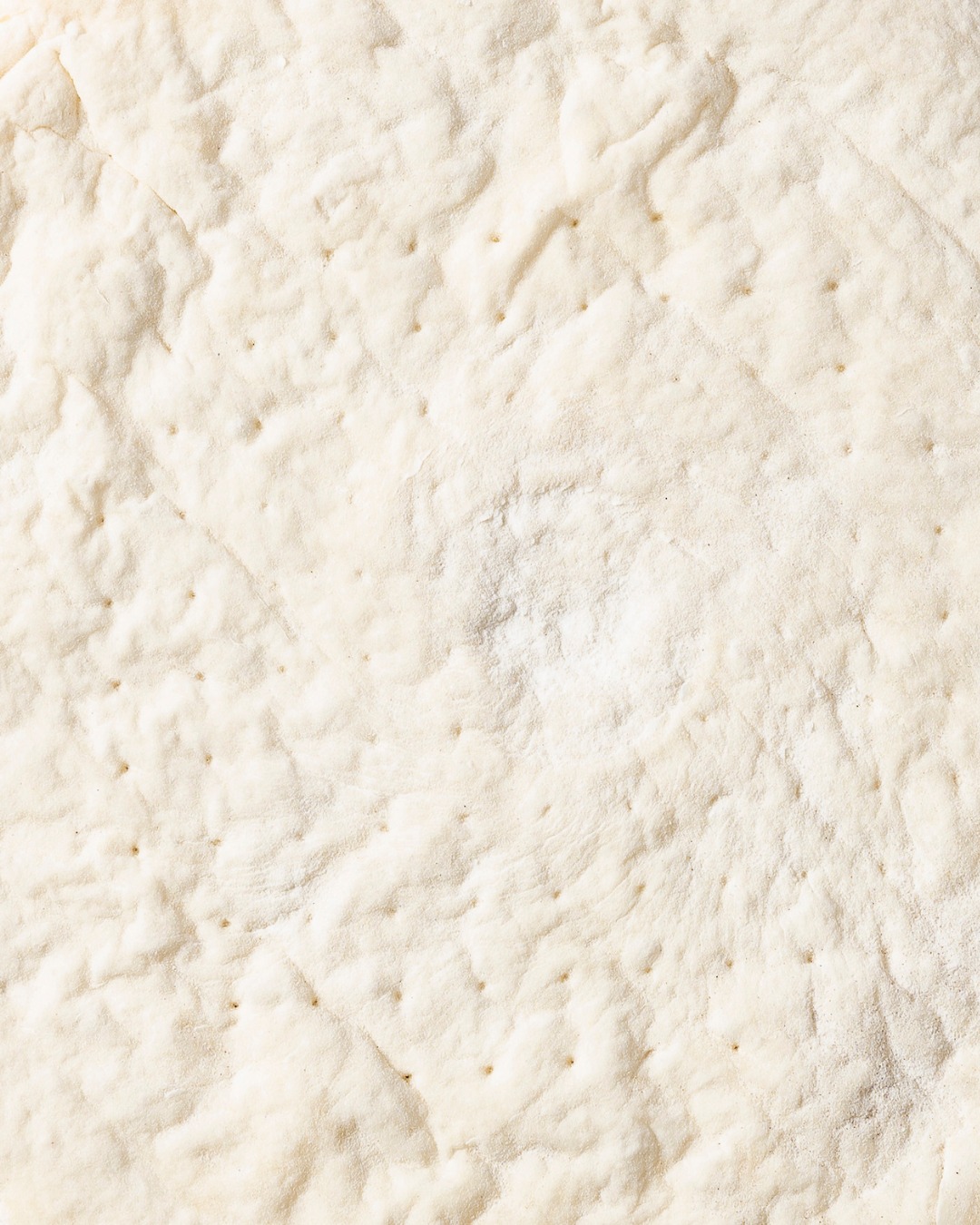 Look at this detail… 🍕
Crispy edges, fresh toppings and a base that brings everyone to the table.
Our 280g Gluten Free Pizza Base is made for sharing, perfect for family nights, homemade pizzas, or busy kitchens across Australia.
👨🏽🍳 Ingredients:
Tapioca flour, buckwheat, maize starch, rice flour, extra virgin olive oil, xanthan gum, guar gum, psyllium husk, water, potassium sorbate, yeast, sorbic acid, cellulose.
Because the best pizzas are the ones shared together. 💛
#GlutenFreePizza #CoeliacFriendly #GlutenFreeAustralia #FamilyPizzaNight #TheGlutenFreeLab