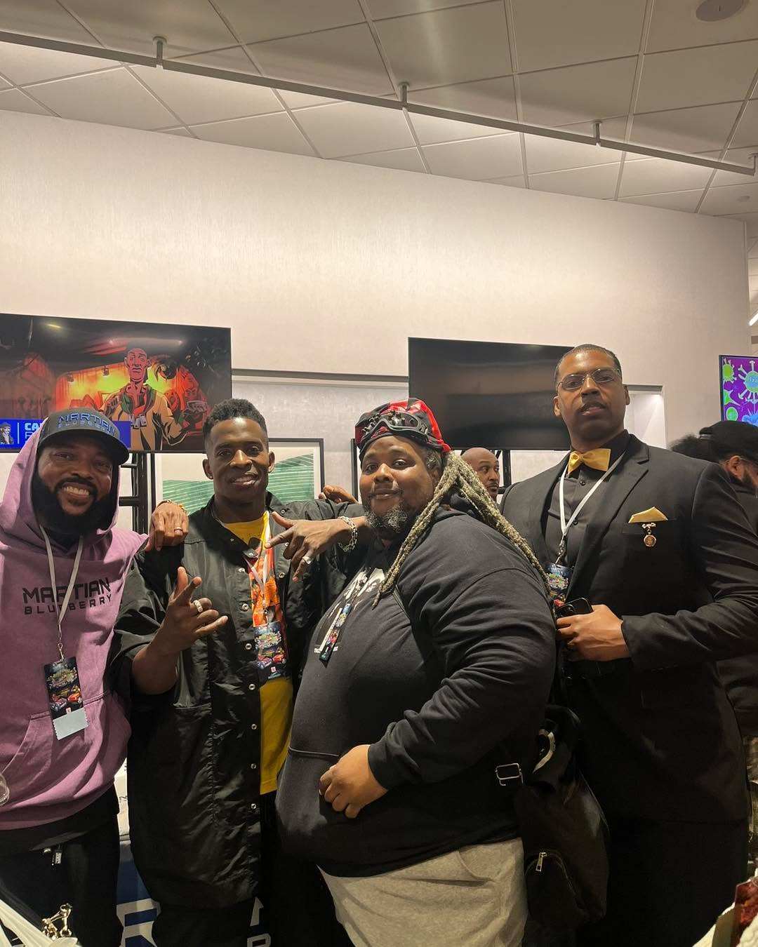 Okay yall so while at Blerdcon I ran into wearemartianb ( Carl and Love Jones) and rizzaislamix (Rizza Islam) and godfreycomic. I want ready for this ultra black moment. But I had a great conversation with these folks and with Rizza there I had to ask WTH was going on. I found out that they are working on a new adult animation series called Intellectual Powers!! Where the main character which is currently modeled off Rizza is trying to save his people from the many conspiracies made by THE SHADOW GOVERNMENT. In a animatic they showed there was something killing off black people when they said the N word. So far they got a great cast lined up and I look forward to it in the future. #martianblueberry #boondocks #blackdynamite #godfrey #rizzaislam