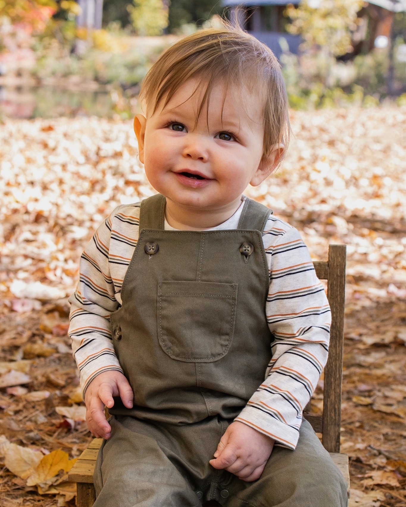 Okay is it just me or does this cutie look like a lil leprechaun?
Happy St. Patrick's Day to all my fellow Irish peeps! 🍀