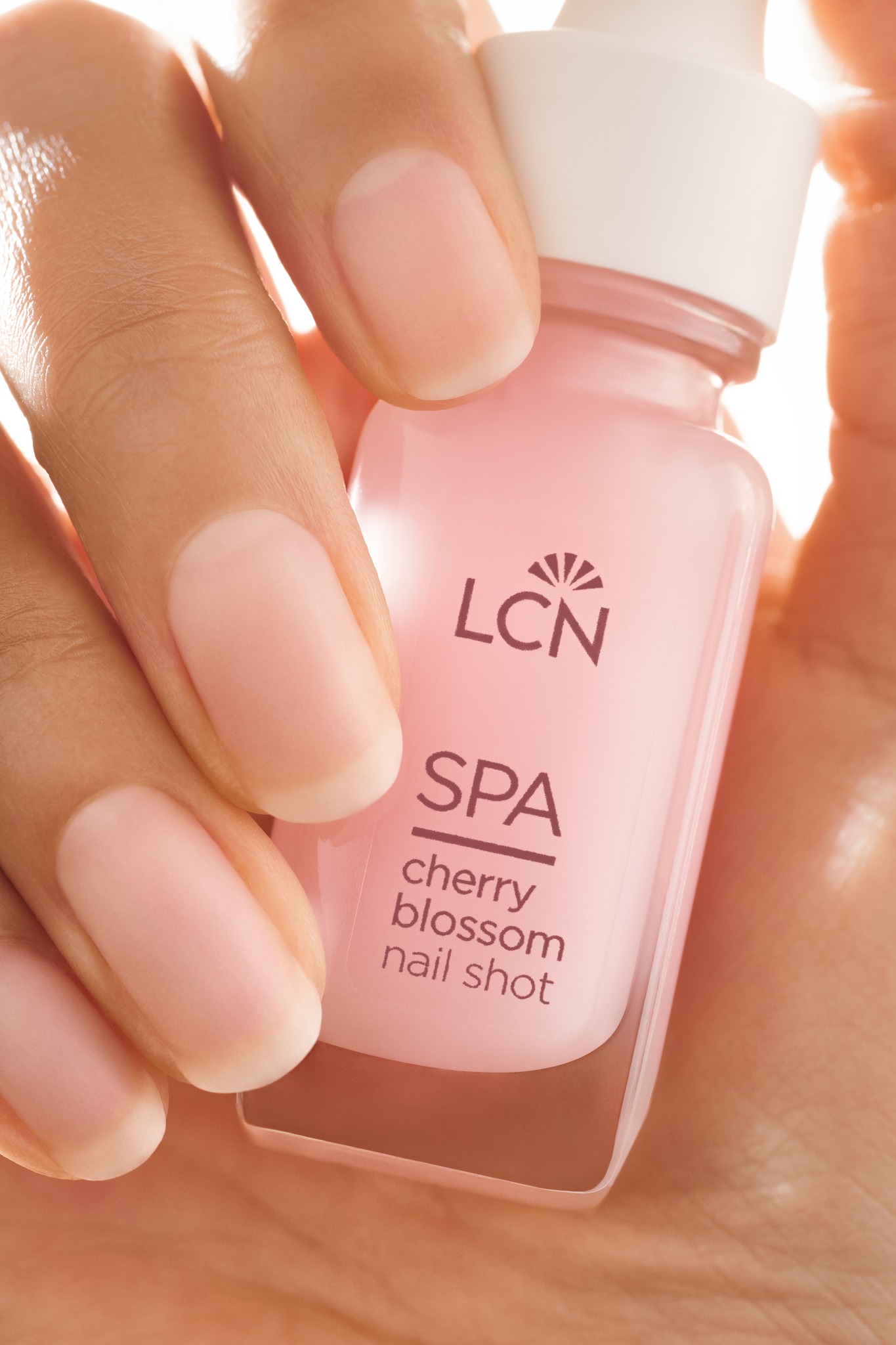 Beauty you can feel 🌸
Does this sound familiar? Your nails look beautiful, but they feel dry, brittle, or neglected. The look is perfect—but the care is missing.
The LCN Spa Cherry Blossom Nailshot (Item No. 92975) combines exactly what we really want:
✨ Aesthetic, elegant nails
✨ A spa-like experience
✨ Visible care for hands & nails
Nails that not only look beautiful but also appear well-cared-for, healthy, and radiant. Say goodbye to dry, dull nails—SPA Cherry Blossom Nailshot harmonizes care and elegance.
Small, practical, and always with you: The handy SPA Cherry Blossom Nailshot bottle fits in any bag—for a quick moment of care, no matter where you are. 💅
#nailcare #handcare #spa #nailstudio #nailinspo