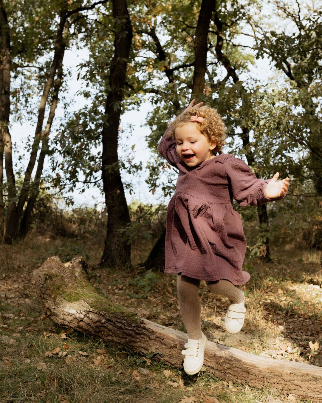 Les séances photos famille avec moi c’est une chasse aux bons moments, aux petits jeux et attentions qui vous ressemblent !
Ici, nous sommes partis nous balader dans la forêt près de chez cette famille. Un lieu où ils aiment aller passer du temps ensemble. Et je trouve que cette bouille joyeuse représente parfaitement l’ambiance de cette après-midi agréable 😀
Réservez votre séance directement en ligne (lien en bio)
—
Céline Brochado · photographe famille, grossesse et naissance à Toulouse
#photographefamilletoulouse #photographegrossesse #mamantoulousaine