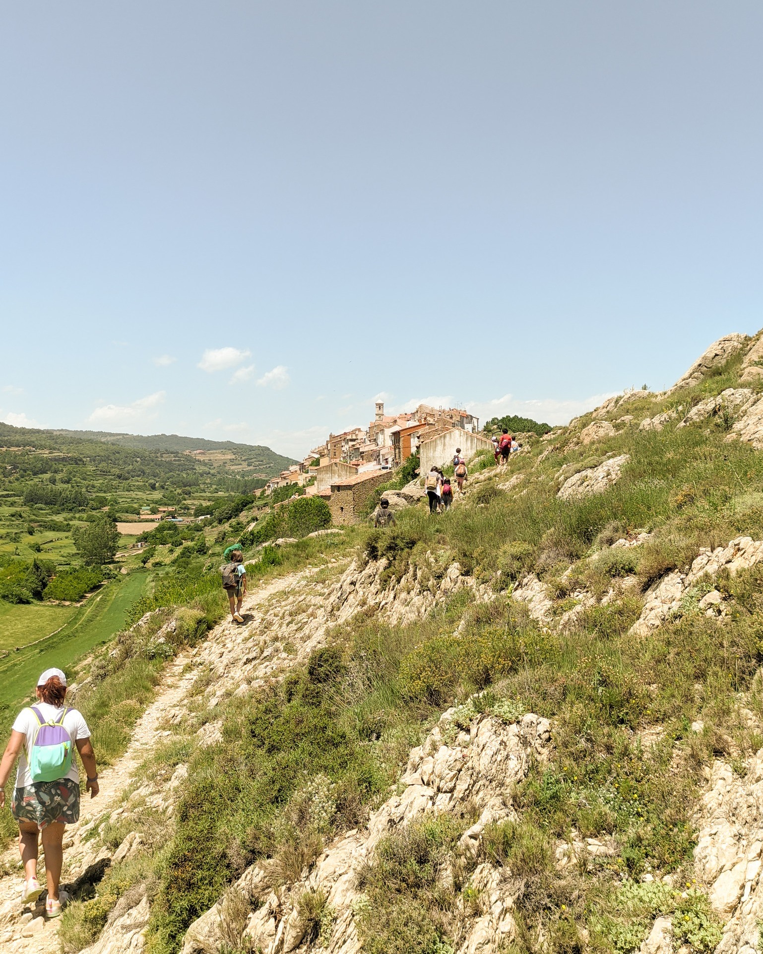 Benvinguda primavera! 🌸
Els dies s’allarguen, arriba el canvi d’hora i la llum del sol comença a guanyar minuts al dia. Tornen les ganes d’eixir, de fer plans a la natura i de gaudir del bon temps 😍
#laparreta #alberglaparreta #turismocastellón #vilafranca #turismevilafranca #elsportsesautentic