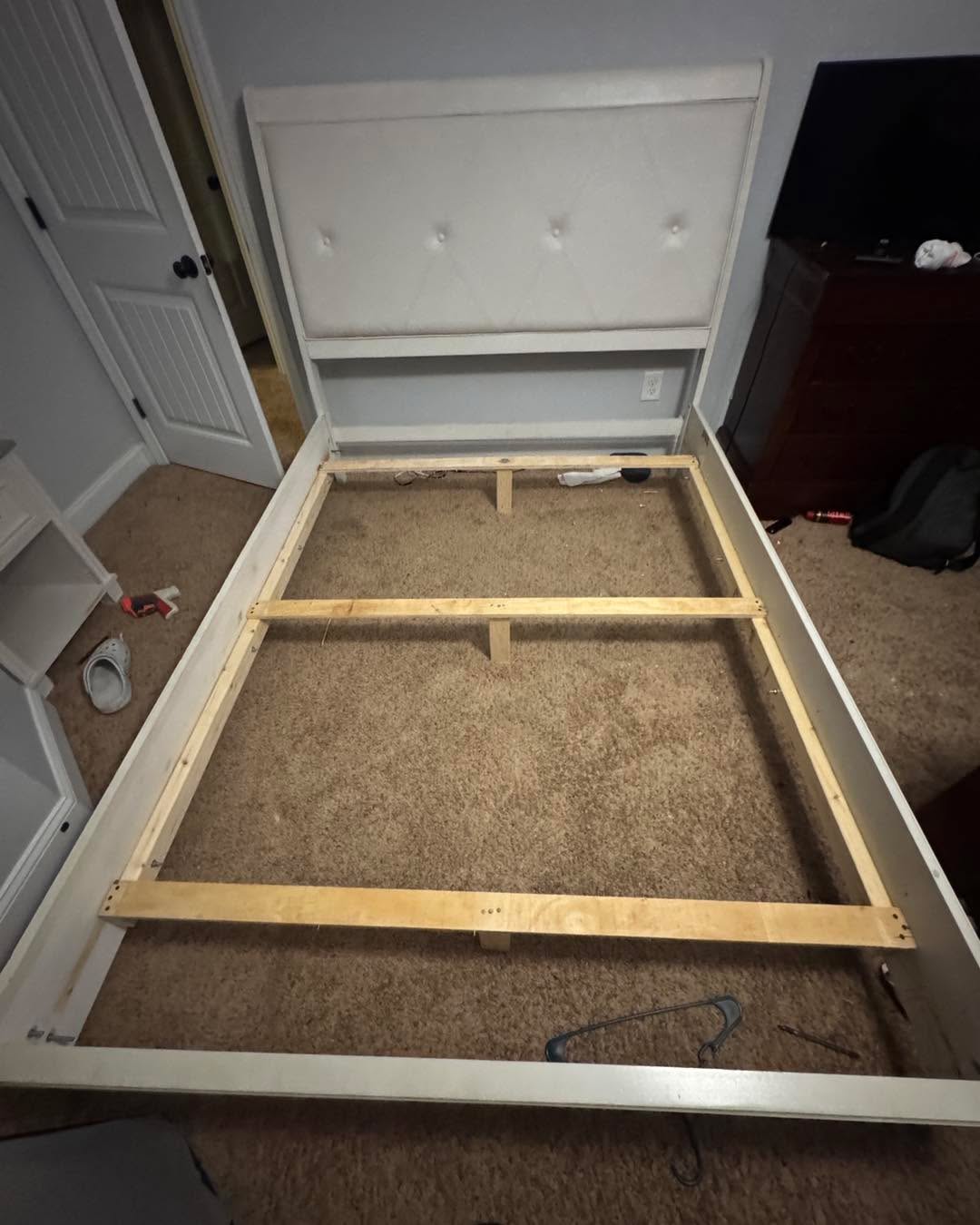 Before & After: Bed Frame Slat Repair
This bed had broken and missing support slats, which left the mattress sagging and unstable. I rebuilt the support system on-site, added new reinforced slats, and secured everything so the frame is solid again.
A quick fix that makes a big difference in comfort and safety.
#FayettevilleNC #HopeMillsNC #Handyman #BedFrameRepair
#TasklineHomeServices #BeforeAndAfter