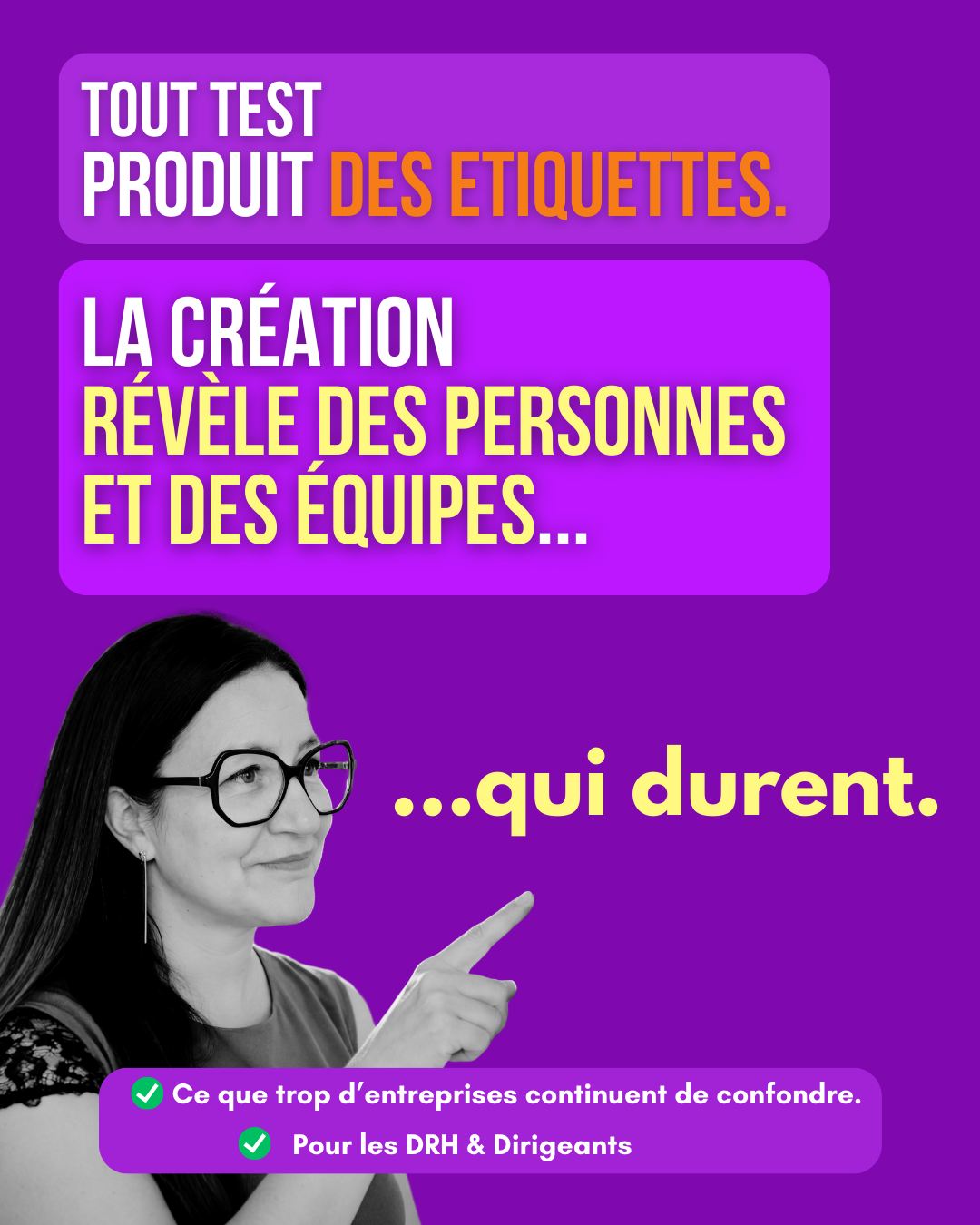 Tu es plutôt étiquette… ou liberté intérieure ?
MBTI.
DISC.
Big Five.
Human Design.
Ennéagramme.
Ces tests nous donnent des profils, des catégories, des types.
Et c’est parfois intéressant.
Mais avec le temps, j’ai observé une chose :
les tests donnent des réponses figées
à des personnes qui, elles, sont en mouvement permanent.
Nous évoluons.
Nous traversons des crises.
Nous changeons avec l’âge, l’expérience, les épreuves.
Un test peut dire qui nous sommes à un moment donné.
Mais il ne peut pas révéler ce qui travaille profondément en nous.
Et parfois, ces tests peuvent même installer des croyances sur nous-mêmes.
Par exemple, certains profils que j’ai obtenus me décrivent comme quelqu’un de patient et posé.
→ Spoiler : je ne suis absolument pas patiente.
Depuis 25 ans, j’accompagne des personnes et des équipes par la création artistique.
Et à chaque séance, je constate la même chose :
l’inconscient ne laisse jamais rien au hasard.
Chaque création révèle :
une tension
une question
une direction
une ressource
Pas une étiquette.
Un processus vivant.
C’est exactement ce que les tests ne peuvent pas montrer.
Dans le carrousel ci-dessous, je suis partie de mon propre exemple pour rendre cela concret :
→ ce que les tests disent de moi
→ et surtout ce qu’ils ne disent pas.
Et c’est souvent dans ce qu’ils ne disent pas
que se trouvent les véritables enjeux.
💬 Et vous ?
Les tests vous ont-ils déjà vraiment aidé à comprendre ce qui se jouait en profondeur pour vous ?