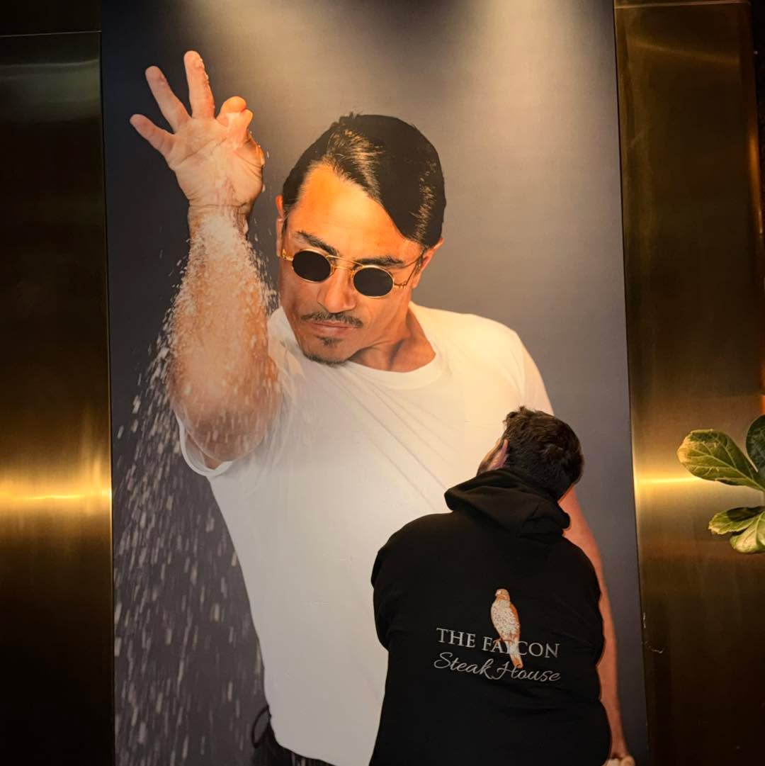 In London for the weekend,...lunch booked for tomorrow....