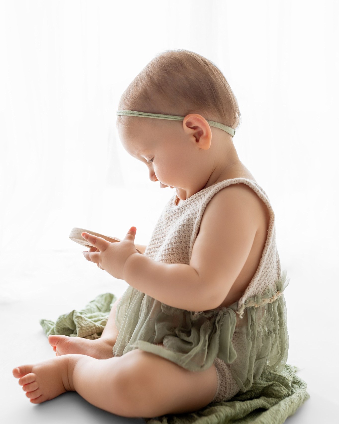 Loving the simplicity of this setup.
This is 9 months!
.
.
Janellemcdonnellphotography.com