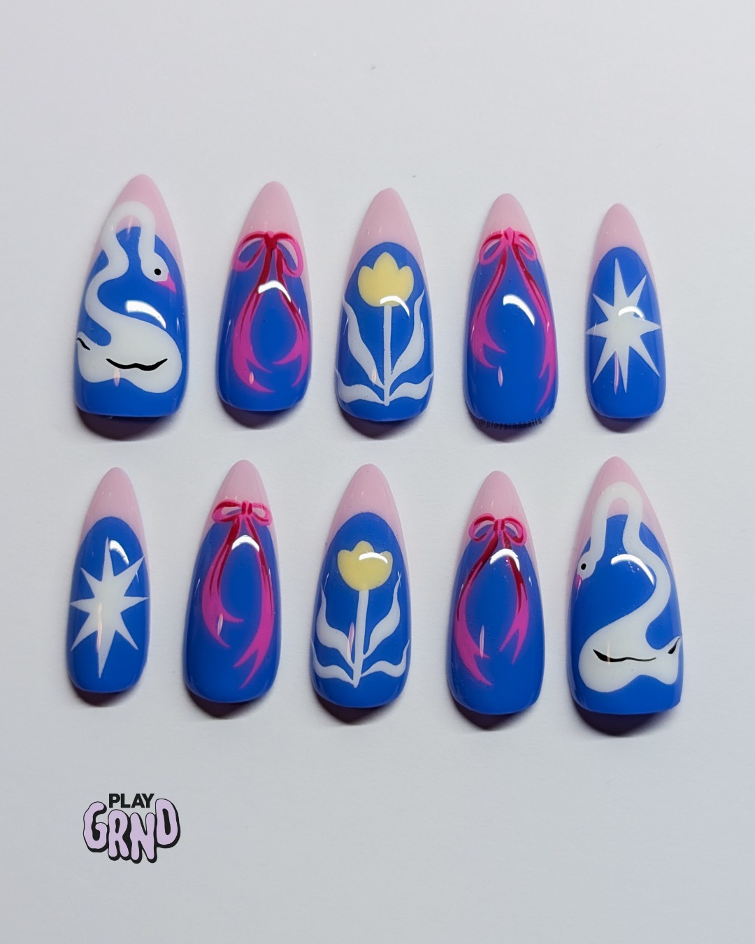 Swan Song 🦢
This cutie set was inspired by a cool vase by Inner Peach Studio and was this client’s mystery set that she earned with her Nail Bestie rewards points. 🤩 Also, get excited because you can now snag this set under my ‘Spring Nails’ collection!
Ready to order your next set? Tap the link in my bio and check out my hand-painted, ready-to-order designs or grab a custom set! Send me a DM with any questions you may have! 🖤
#playgrndpressons #playgrndnails #swannails #handpaintednails #mysteryset