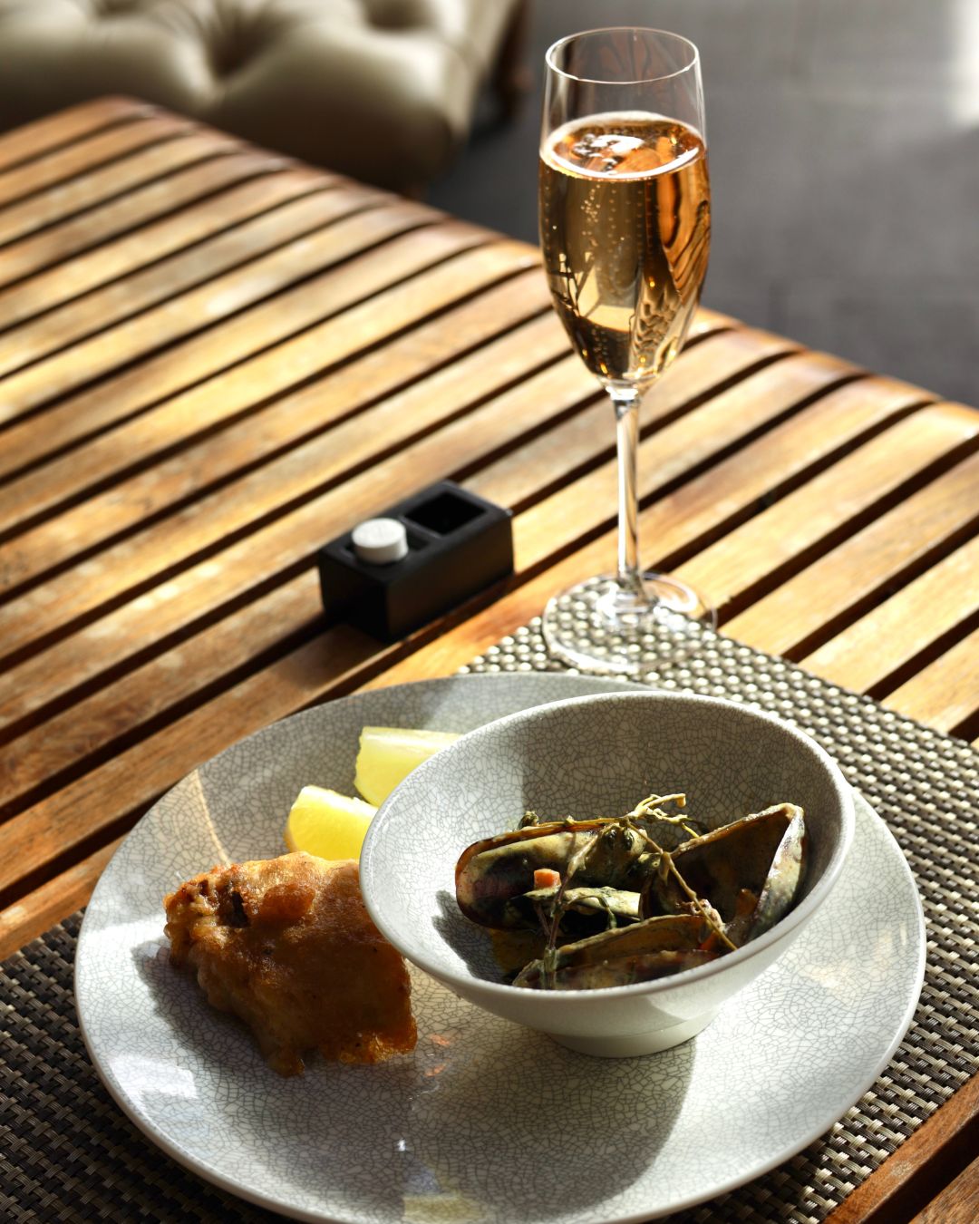 Sunday called. It wants more jazz and fewer dishes. 🎷
Skip the kitchen and pull up a seat at Urban Umami. We’re serving a full-scale buffet - including a fresh sushi selection - with live jazz on the side to keep your weekend vibes going strong.
Event Details:
◾ Pricing: R325 per person
◾ Optional Add-on: Glass of Mimosa for R75 🥂
◾ Service Hours: 11:30 – 14:00 (last seating at 12:30)
Bookings are essential to secure your table. Please visit the link in our bio to confirm your spot!
#urbanumamirestaurant #SundayBrunch #livejazz #centurycity