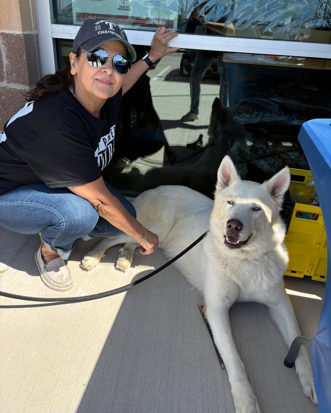 Thank you so much to Hollywood Feed - Bonds Ranch for hosting us! One lucky pup found his forever home and many others helped spread the word about the Fort Worth Animal Care & Control location just down the street. All in all it was a great day!