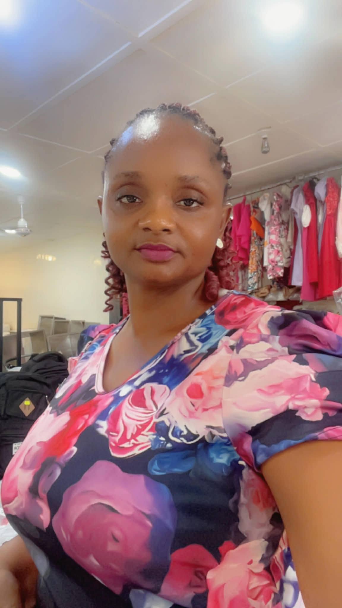 Ok. So now I know I'm the best looking in the relationship, but I gotta say she is pretty good looking too. Right? Who agrees with me?