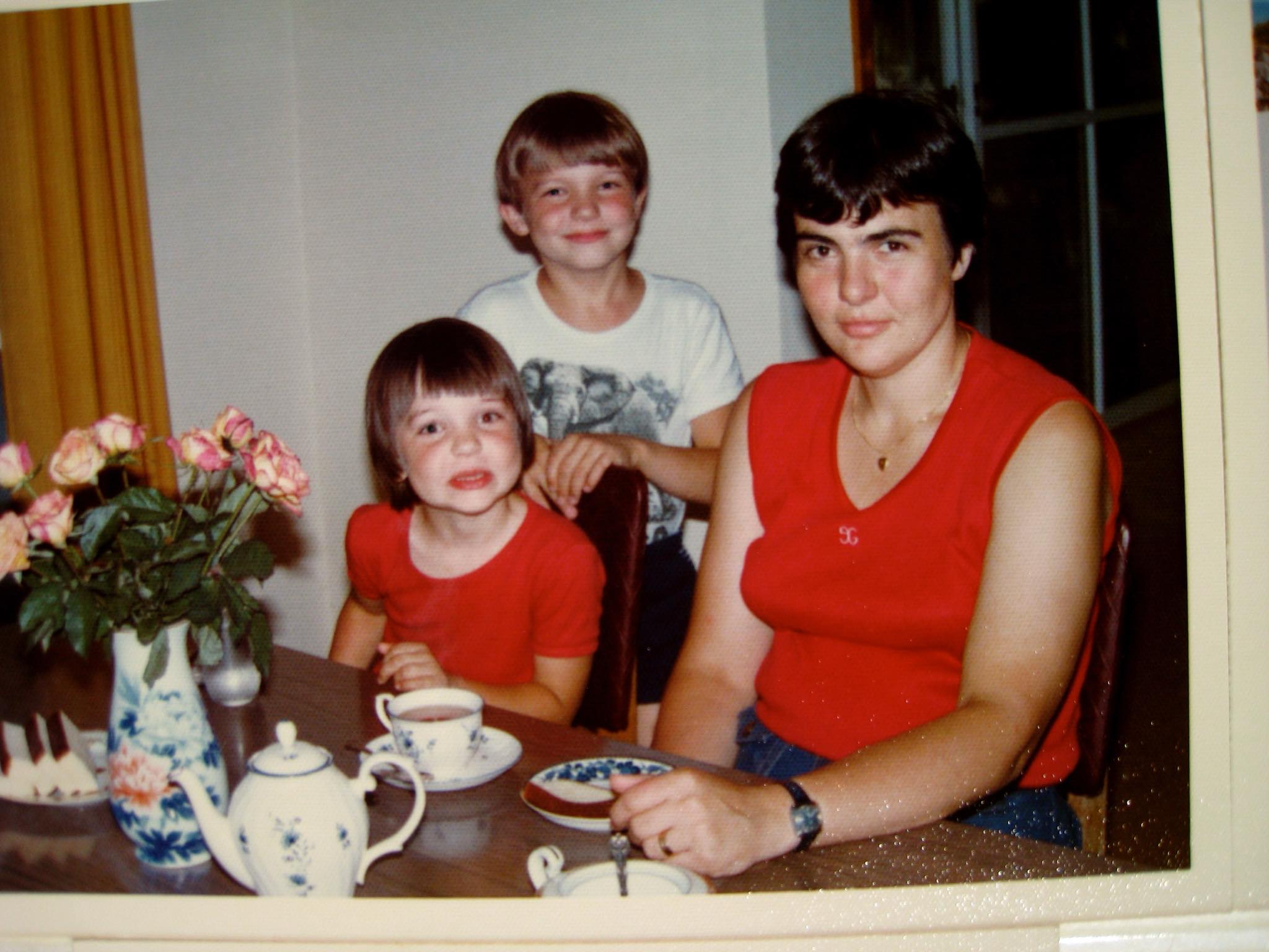 Happy Mother’s Day. 🌹🌸🌺🌻
Today I’m celebrating my mum, and all mothers everywhere who shape our lives in ways both big and small.
Life is really all about moments in time, and this photo takes me back to one of those moments in Japan many moons ago. My mum took my sister and me across the globe to spend the summer with my dad while he was working there. It was an adventure, and watching the way she solved problems, adapted, and kept us going was a real inspiration.
With her, nothing felt impossible. Everything was possible and solvable.
She was a force of life and taught me so much about life, death, and everything that matters in between.
She never got to meet my daughter, and I often wish I could have asked her for advice.
She taught me to be kind, to love unconditionally, to laugh, celebrate life, and to treat everyone with respect. She showed me that titles, wealth, and fame matter far less than character.
Her lessons live on in the way I try to live, the way I love, how I interract with people, and the way I raise my daughter.
Today I’m also celebrating all mothers everywhere. ❤️