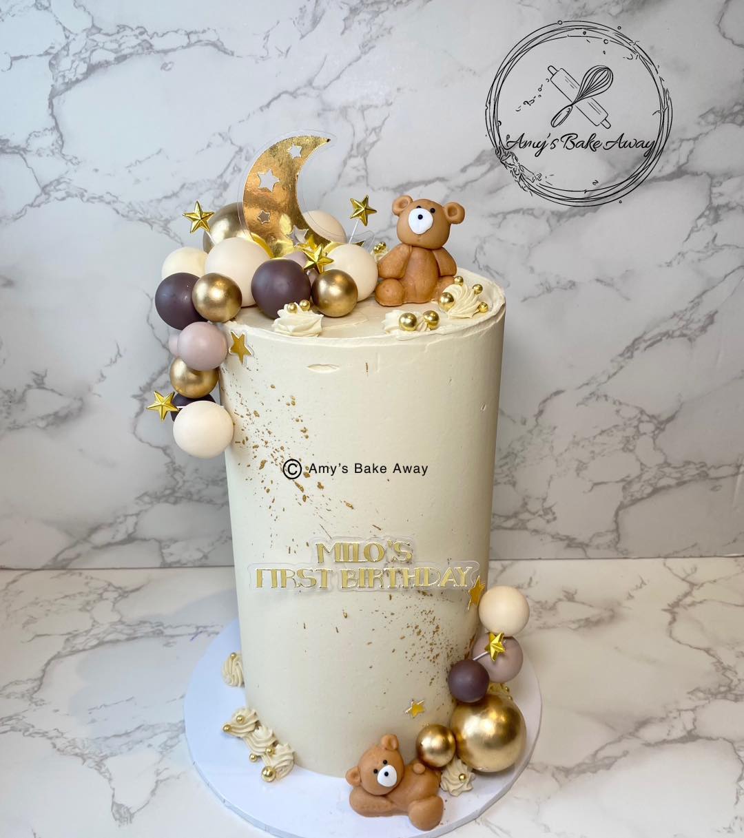 πβ¨π§Έ
.
.
#cakedecorating #cakeart #supportlocal #cakedesign #dublincakes #dublinbaker #cakedecoration #cakecakecake #tallcake #support #cake #cakepics #smallcakes #cakelovers #dublin #dublinireland #amysbakeaway #cakesofinstagram #cakesoffacebook #teddycakes #teddybearcakes