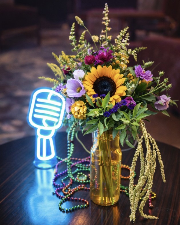 Believe it or not, spring starts in just 2 days 🌸 Even with this little cold snap, we’re already dreaming in florals…
There’s something extra special about decorating with wildflowers — they feel effortless, organic, and a little bit magical, like they just grew exactly where they were meant to be. They bring in movement, texture, and that perfectly imperfect beauty that makes a design feel alive.
Counting down to warmer days, longer light, and all the wildflower moments ahead 🌿✨
#SpringInBloom #WildflowerMagic #EventDecor #AtlantaEvents #BalloonDecor #FloralDesign #OrganicStyle #SpringVibes #BalloonsOverAtlanta 🎈