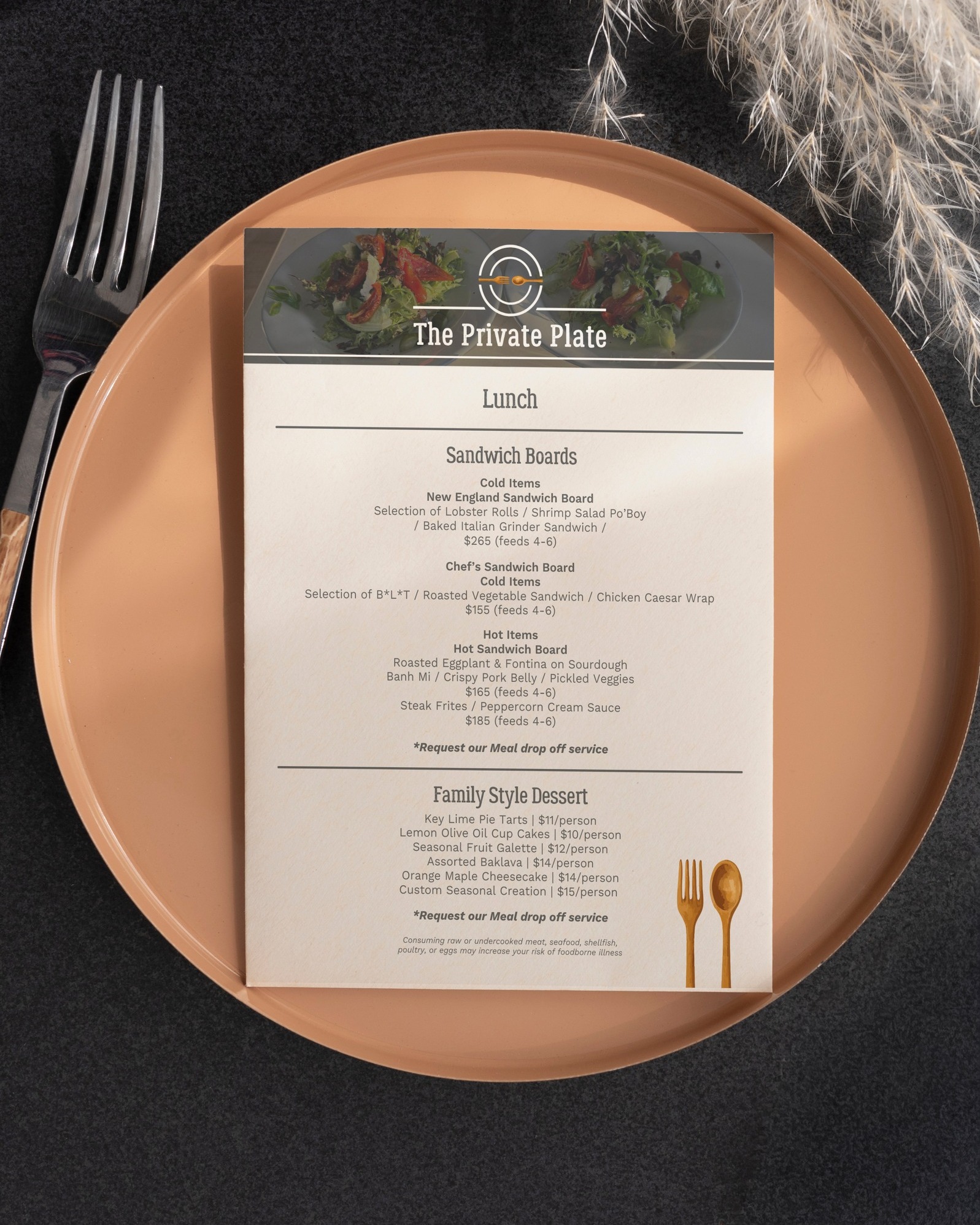 A little something we’ve been cooking up with The Private Plate 🍽️
A menu designed to showcase their offerings in a clean, seamless way.
Graphic Design & Marketing for #BlueSevenClient | @the_private_plate