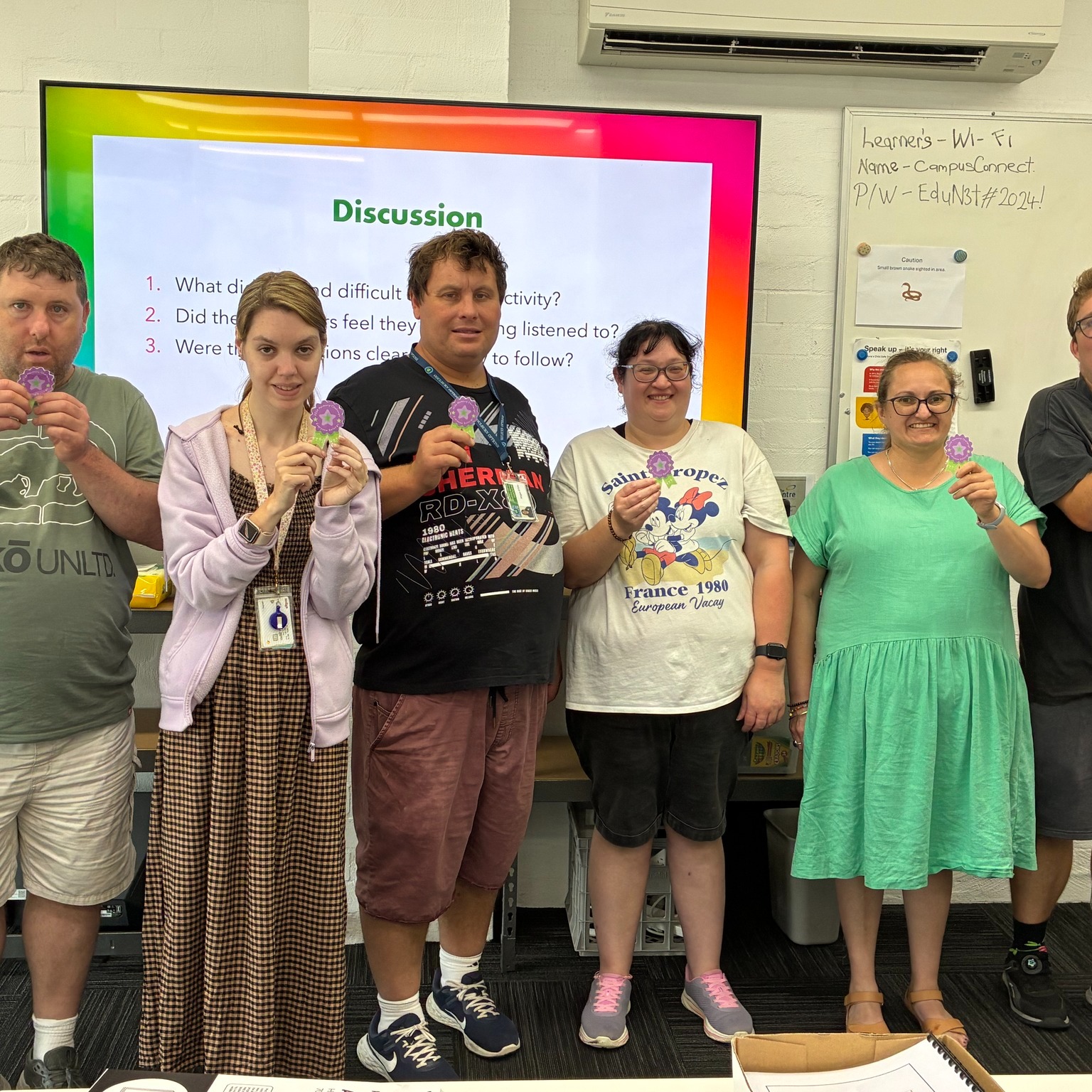 The Literacy Group took GO's Harmony Week Challenge: Day 3 to their Ability Me! Program at The Centre for Continuing Education today! 😍😍 The team did an amazing job meeting and chatting with new staff at The Centre. Paris in particular loved chatting to Seymour Police whilst getting sushi for lunch!
Harmony Week is all about diversity and inclusion. Everyone Belongs and striking up a conversation with a stranger is the perfect way to show it!
#GoulburnOptions #BiggestLifePossible #DisabilitySupportServices #DisabilitySupport #HarmonyWeek #EveryoneBelongs