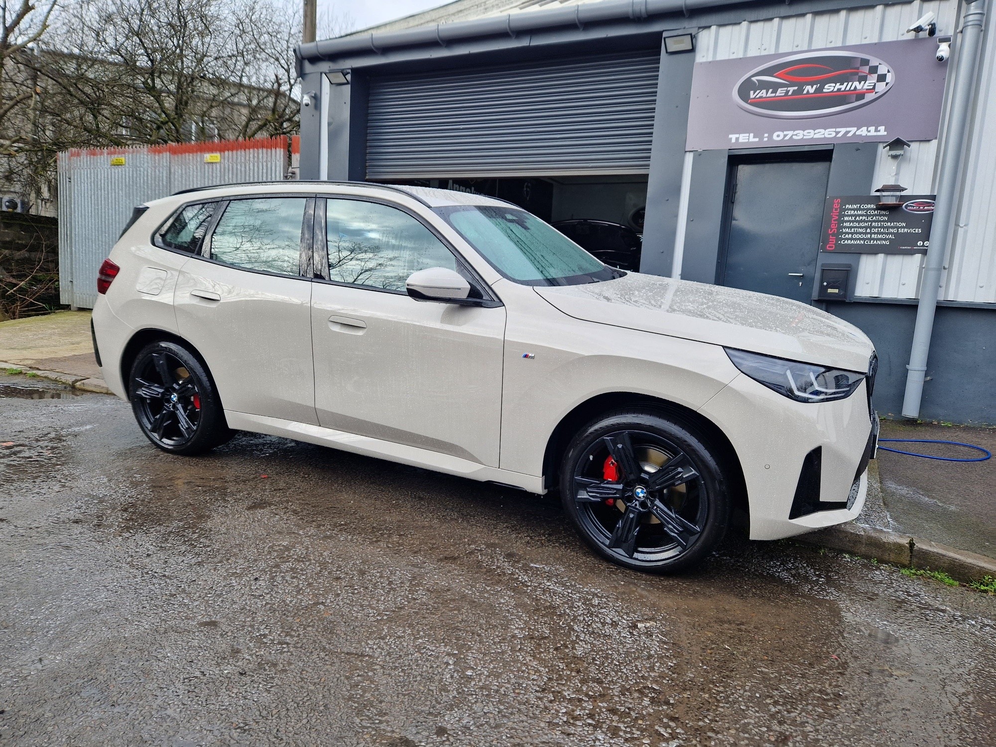 Maintenance Clean โ BMW X3 Looking Spot On โจ
Jon, one of our regular customers on our maintenance plan, brought this absolute beauty BMW X3 back in to keep it looking its best.
When a vehicle is maintained regularly like this, it stays in fantastic condition all year round โ easier to clean, better protected, and always looking fresh on the road.
Safe wash process, attention to detail throughout, and another vehicle leaving the unit looking crisp, glossy and ready to enjoy ๐
This is exactly what our maintenance plans are all about โ keeping your pride and joy looking its best without the build-up.
Another happy customer and another stunning motor turned around at Valet N Shine โจ
#ValetNShine
#BMWX3
#MaintenanceClean
#DetailingLife
#SafeWash
#CarCare
#BMWDetailing
#CarDetailingUK
#CleanCarVibes
#Tonyrefail
#SouthWalesDetailing