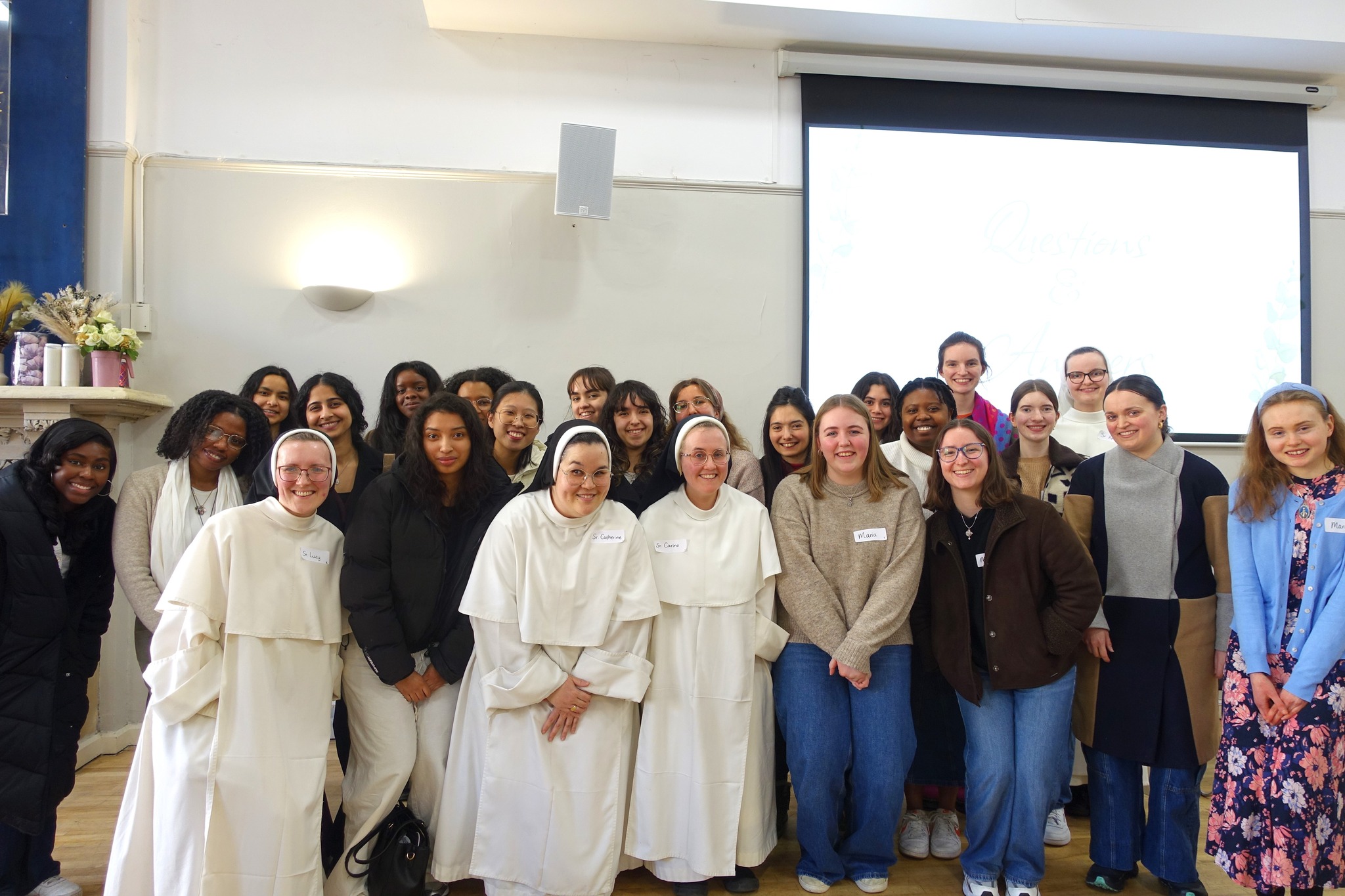 We're giving thanks for a blessed Saturday! Sr Catherine, Sr Carino, Sr Lucy and Sr Amata had a wonderful time at the Rosary Shrine in London with all the young women who attended our vocation retreat day. We led talks about Dominican life and discernment, as well as sharing our prayer, enjoying times of fellowship, and answering questions. A huge thank you to all those who came! We will be keeping all of you in our prayers 😇🙏❤
#dominicansisters #vocation #discernment #catholicwomen #retreatday