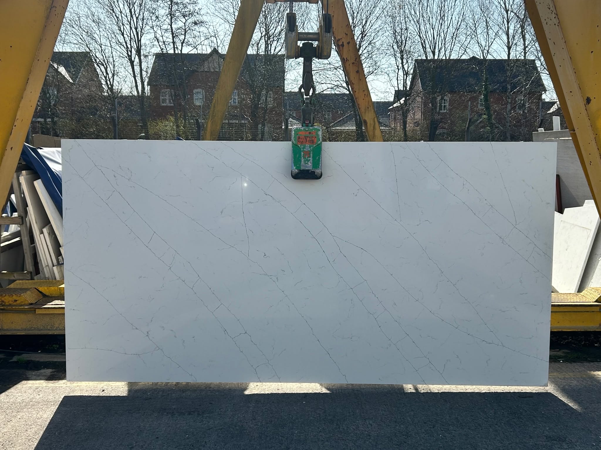š£ SPECIAL OFFER QUARTZ š Limited time offer whilst stocks last on this white marble effect quartz colour 'MYSTERIO'. Available in 30 and 20mm, same quality, same warranty, but super cheap price. Plenty of stocks available at the moment so give us a call or send you enquiry over to info@cheshiremarble.co.uk