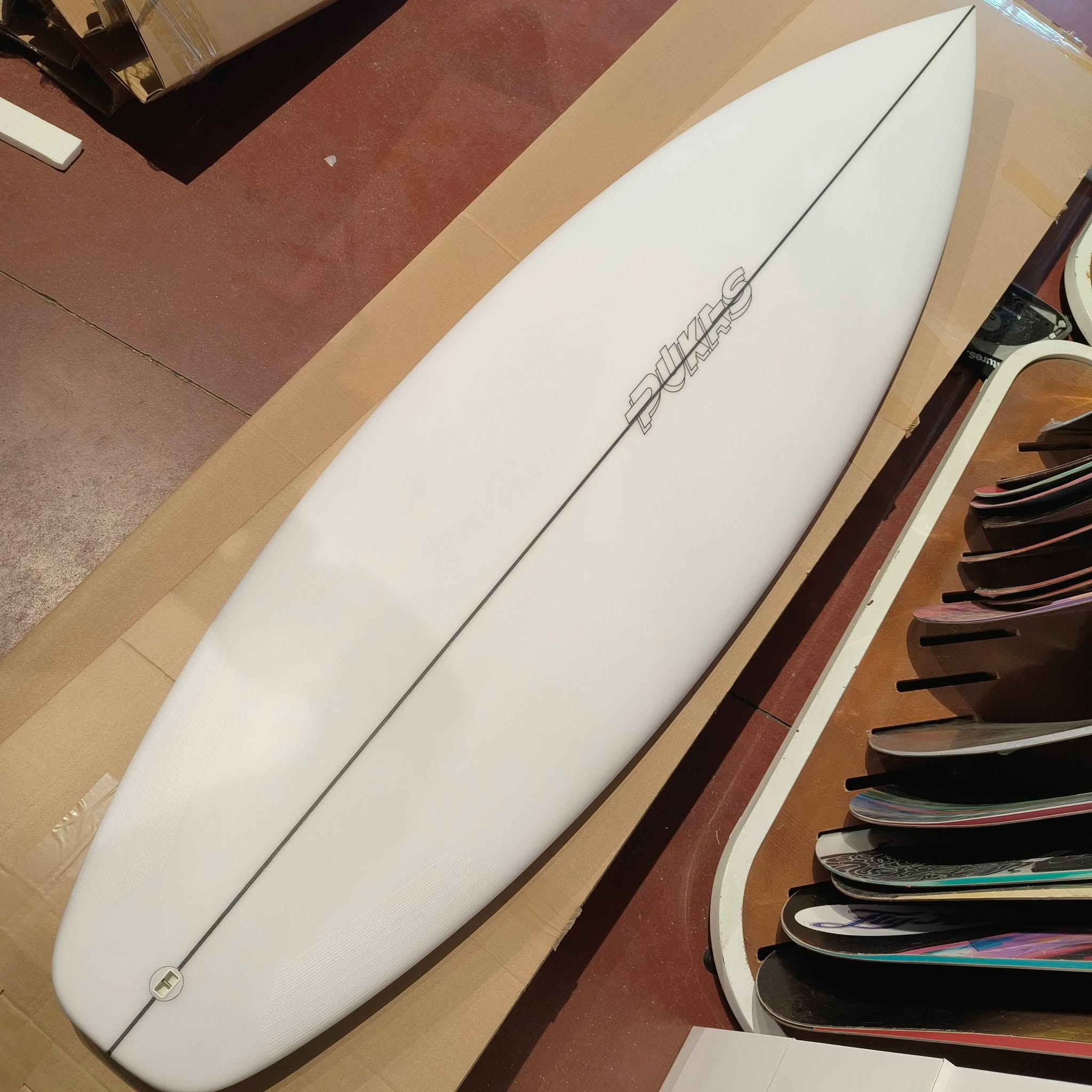 Pukas surfboards Fly High Sports