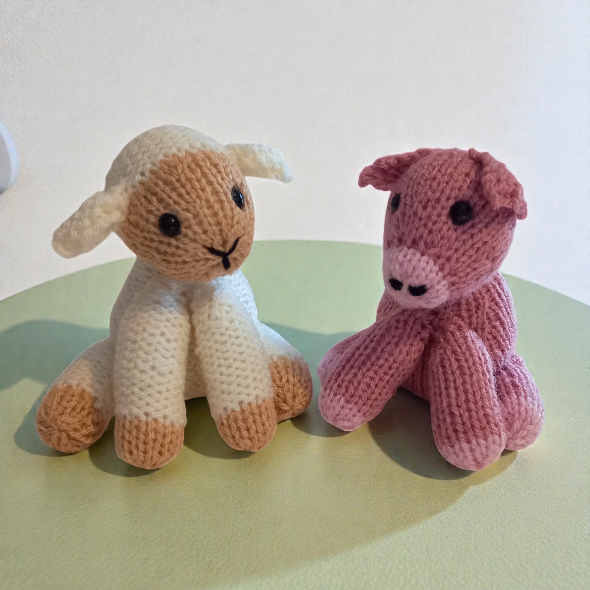 Which of these little farm friends—lamb, Piglet, calf, or Donkey—would you knit first? Or are you tempted to make the whole set? The best part is, you get all four in one pattern collection!
I’d love to hear which one is your favourite—let me know in the comments!
The pattern link is in my bio, just as always 🙂
#KnittingPattern
#CuteKnitting
#HandmadeToys
#KnittersOfInstagram
#YarnCraft
#SpringKnitting
#SoftToyPattern
#KnitToyCollection
#CraftyMakers
#PocketFriends
#EtsyKnitting
#GiftableKnits