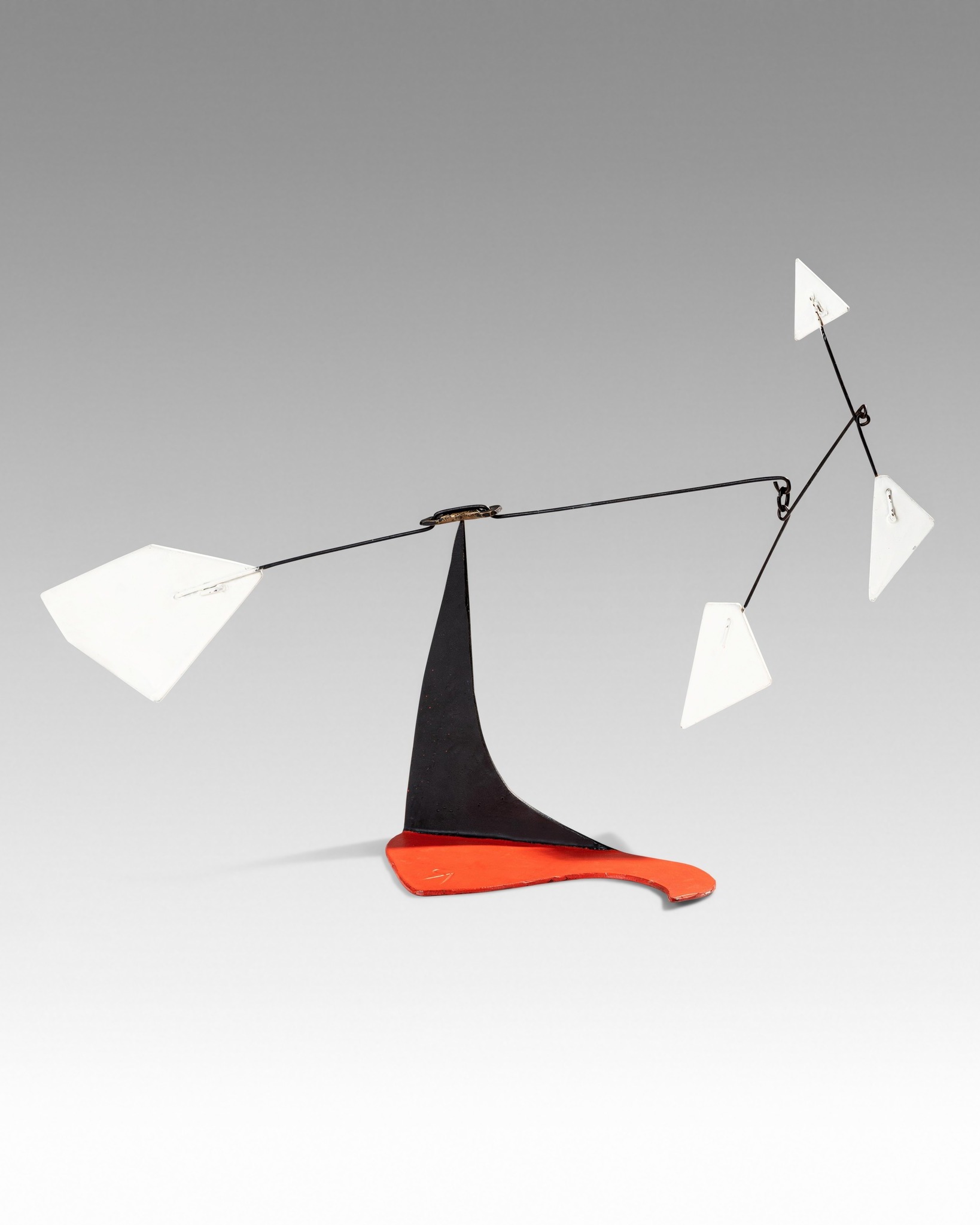 Alexander Calder was one of the leading sculptors of the 20th century. Trained in mechanical engineering, he applied his precise knowledge of the laws of balance to his art and became interested in the kinetic potential of sculpture. Settling in Paris in the late 1920s, he made a name for himself with the “Calder Circus,” a set of articulated wire figures that he animated during performances. His meeting with Piet Mondrian in 1930 marked a turning point: he turned towards abstraction and developed his first suspended sculptures, called “mobiles”. Some compositions evoke a cosmic universe: openwork spheres, floating forms resembling planets in gravity.
At the same time, he created fixed works, known as stabiles. Unlike mobiles, stabiles are anchored to the ground but retain an internal tension that suggests movement. While his mobiles play with air and gravity, his stabiles explore another form of dynamism: movement suggested by the momentum of lines, the amplitude of curves, and the tension of masses. Made of sheet metal cut and assembled with bolts or rivets, they feature abstract and organic forms, playing on visual balance and the opposition of fullness and emptiness, giving the illusion of contained movement. Often painted in black, red, or white, these stabiles seem ready to come to life: some evoke animal silhouettes, suspended in a moment of restrained momentum. They can be found in public spaces in monumental form, such as on the forecourt of La Défense (15 m, 75 tons), or in more intimate, smaller formats.
Whether mobile or stable, Calder's works reflect the same quest: to achieve a balance between form, material, and natural dynamism. By integrating air, space, and light as constituent elements of sculpture, he transforms the traditional conception of volume. The material interacts with the void, captures variations in light, and becomes alive when it comes into contact with invisible forces. His sculptures thus transcend the sculpted object to become a sensory experience, in which the environment and the breath of air fully participate in the creation of the artwork.
#calder #alexandercalder #alexandercalderstabile #stabile #art #sculpture