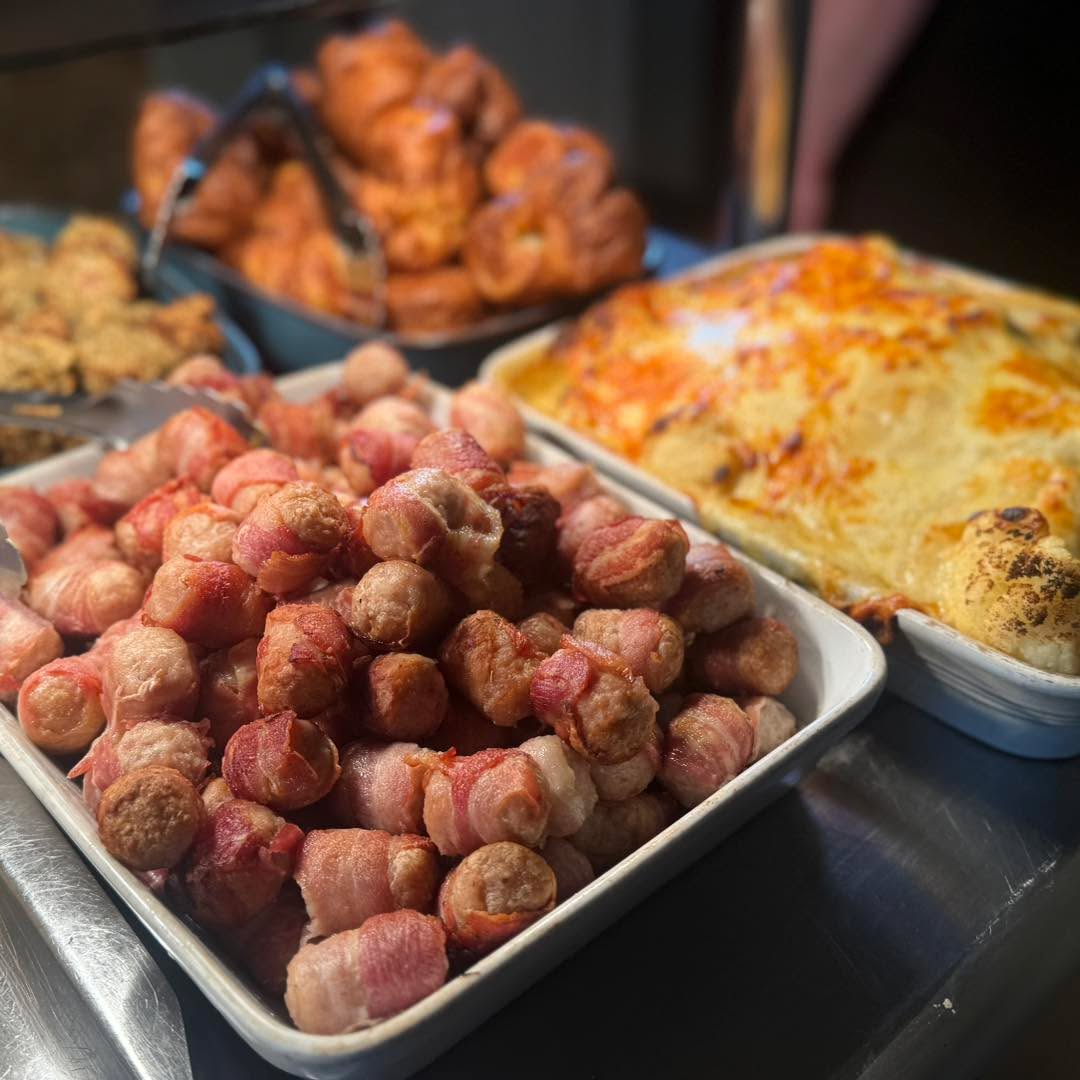 Still spaces for this week!
✨ Sunday Done Properly ✨
Join us at The Red House this Sunday for a cosy, home-cooked carvery served from 12–4pm.
Enjoy:
🍖 Three locally sourced meats
🥔 Crispy roast potatoes
🥓 Pigs in blankets
🍽️ Yorkshire puddings & stuffing
🥬 Seasonal vegetables
🧀 Creamy cauliflower cheese
🌱 Weekly veggie & vegan option
All freshly prepared, generously served, and ready for you to simply sit back and enjoy.
From just £13pp
Large £16 | Children £7
We still have some availability for tomorrow — booking recommended 🤍
📞 01935 710124
📧 hello@theredhouseyeovil.com
Let us take care of Sunday ✨
