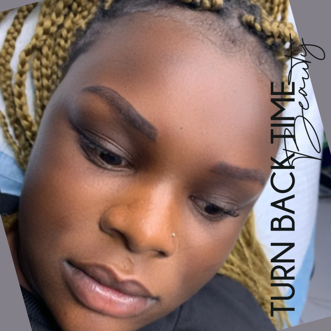 Perfect brows aren’t drawn on—they’re crafted with precision and confidence. ✨
.
.
.
.
#BrowTattoo #FeatherBrows #Microblading #OmbreBrows #PowderBrows
#Greenslopes #GreenslopesBeauty #BrisbaneBrows #BrisbaneBeauty #BrisbaneSalon #StonesCorner #HollandPark #HollandParkWest #MountGravatt #MountGravattEast #Annerley #Coorparoo #CampHill #Carindale #BrisbaneSouthside