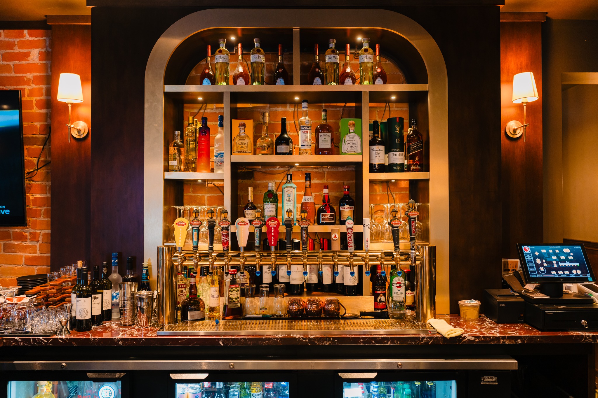 Pull up a seat 🍸✨
From ice-cold pints to perfectly crafted cocktails, the bar at The Publican House is the place to be. Great drinks, great atmosphere, and even better company.
Catch the game, unwind after work, or start your night right — we’ve got you covered 🍻
See you at the bar.
#PublicanHouse #Cheers #BarVibes #Cocktails #PubLife #NightOut