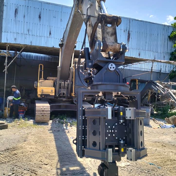 Stop wasting time with slow piling.
The G30 Vibro Hammer delivers strong vibration and fast results.
⚡ Deep penetration
⚡ Smooth operation
⚡ Reliable performance
Work smarter, finish faster.
#VibroHammer #G30 #PileDriver #SUNJIN #KoreaManufacturer #Construction #floodcontrol #HeavyEquipment
