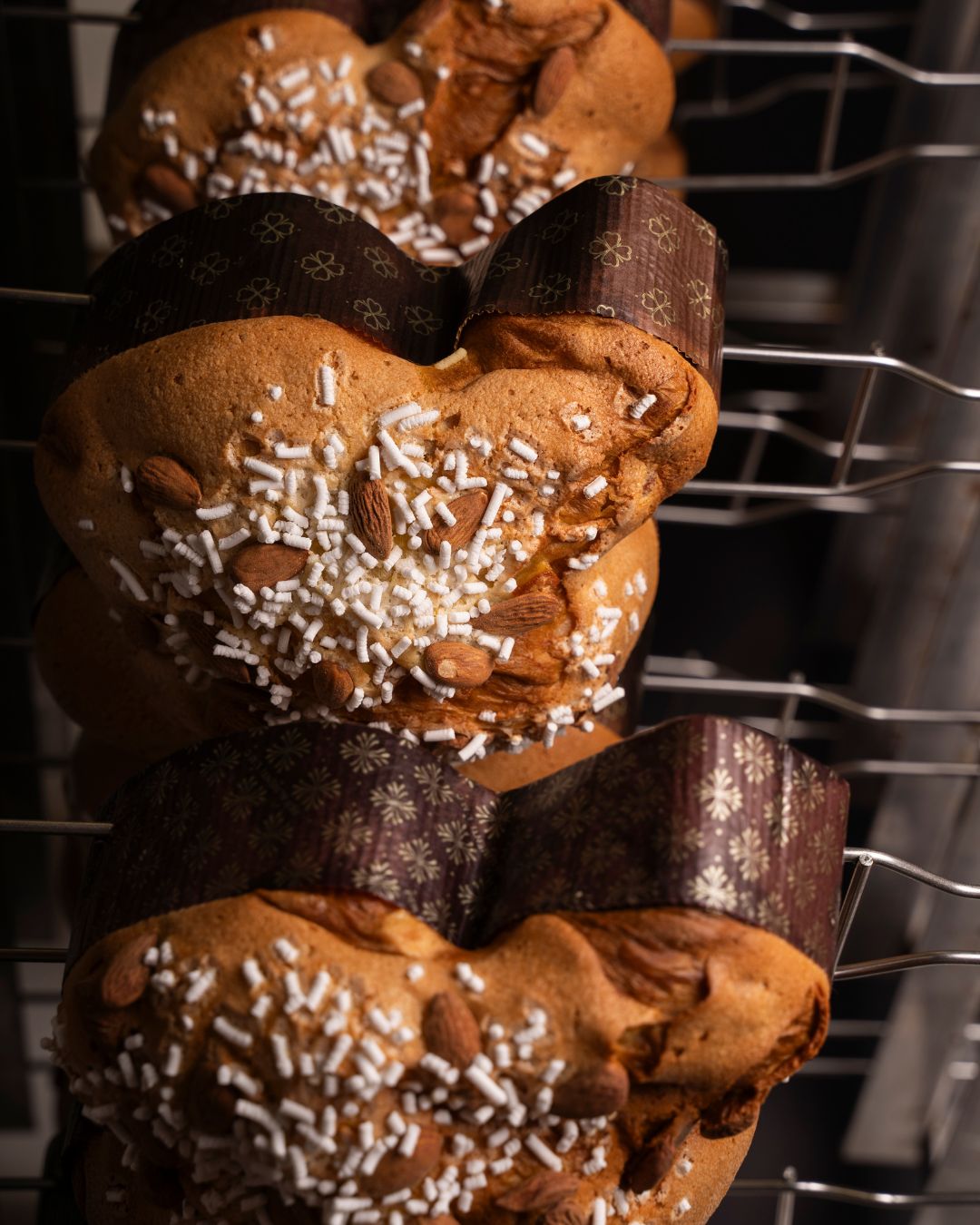 Ultimi giorni per prenotare la tua colomba Solevè. 🕊️
Le nostre colombe artigianali, con lievito madre vivo e ingredienti selezionati, sono ancora disponibili e in più varianti!
✨ Scrivici in DM o su WhatsApp:
📞 +39 331 258 8607
✨ Prenotale ora e scegli anche il servizio di consegna
👉 www.solevelab.com
Oppure ritirale direttamente in sede:
📍 Via Pastrengo 58, Moncalieri
#Torino #PasticceriaArtigianale #Pasqua #colombe #Solevè