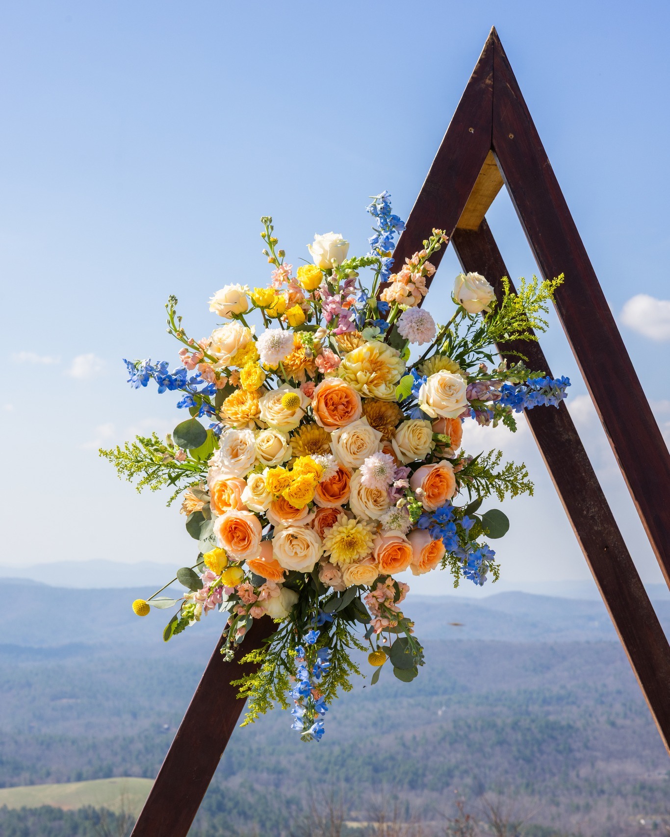A beautiful day for a mountain wedding!!⛰️
Sneak peek from Stephanie & William's big day! 3.22.26 💍