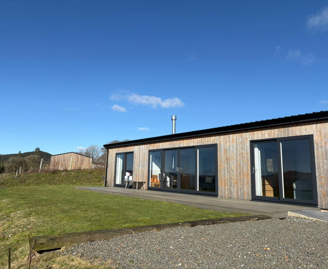 M A Y B E this is all you need 👌✨
We extend an invitation to slow life down and escape to our luxury properties, located in the heart of glorious Galloway. 🌱
📍Gatehouse of Fleet, Dumfries and Galloway
#familyandcouples
#weekendvibes
#luxuryliving
#beautifulspaces
#dumfriesandgallowaylife
#gallowayview 🌱