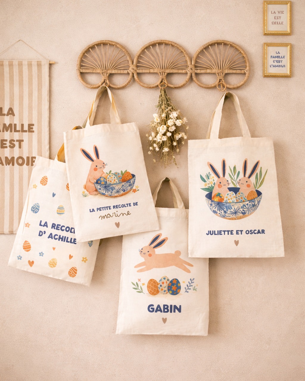 Pâques approche à grands pas…
Les cloches s’apprêtent à passer et nos petits sacs personnalisables sont prêts pour une chasse aux œufs mémorable. Parfaits pour partir à la recherche des trésors en chocolat, avec un sac unique à son prénom.
#paques #chasseauxoeufs #cadeaupersonnalise #paques #luzetnina 🐣🍫