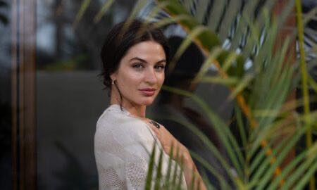 Ayo. The latest Druski video is diabolical. And I love it. But I had to ask “Who is doing these makeup projects?” Her name is Kaylee Kehne-swisher. She also did make on the Oscar nominated Weapons. I have to give her all the praise and Druski for a hilarious and disturbing skit.
#druski #erikakirk #skit #weapons #funny #makeup