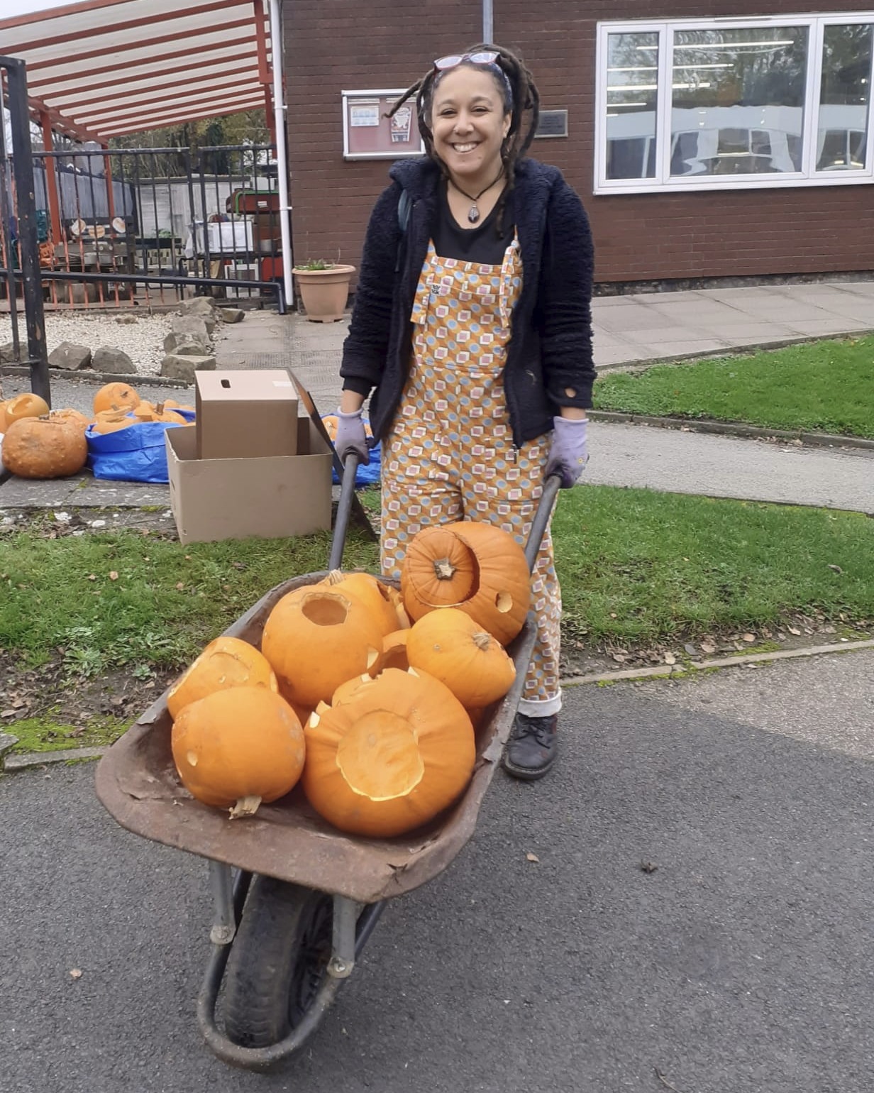 Meeting the Fruit & Nut Village Team!
Laura Hackett is the Area Manager for Fruit & Nut Village Druids Heath, where she supports the development and maintenance of our orchards and forest garden sites. She also runs and helps with sessions in our Billesley and Balsall Heath Villages.
With previous experience at @bhambotanicalgardens and @tawsociety, Laura is the co-founder of @beefriendlybrum, a campaign to help protect pollinators by banning harmful pesticide spraying in Birmingham’s public spaces, and co-founder of Brum Faffs-Free and Fair Food Sharing Scheme, a project that aims to bring people together to grow and share produce from their gardens.
Laura also loves poetry, self-published a selection of her poems in 2023, and runs nature connection haiku workshops, one of which she will be holding in May as part of the @urbantreefest at The Green Forest Garden.
#FruitAndNutVillage #TeamShowcase #DruidsHeath