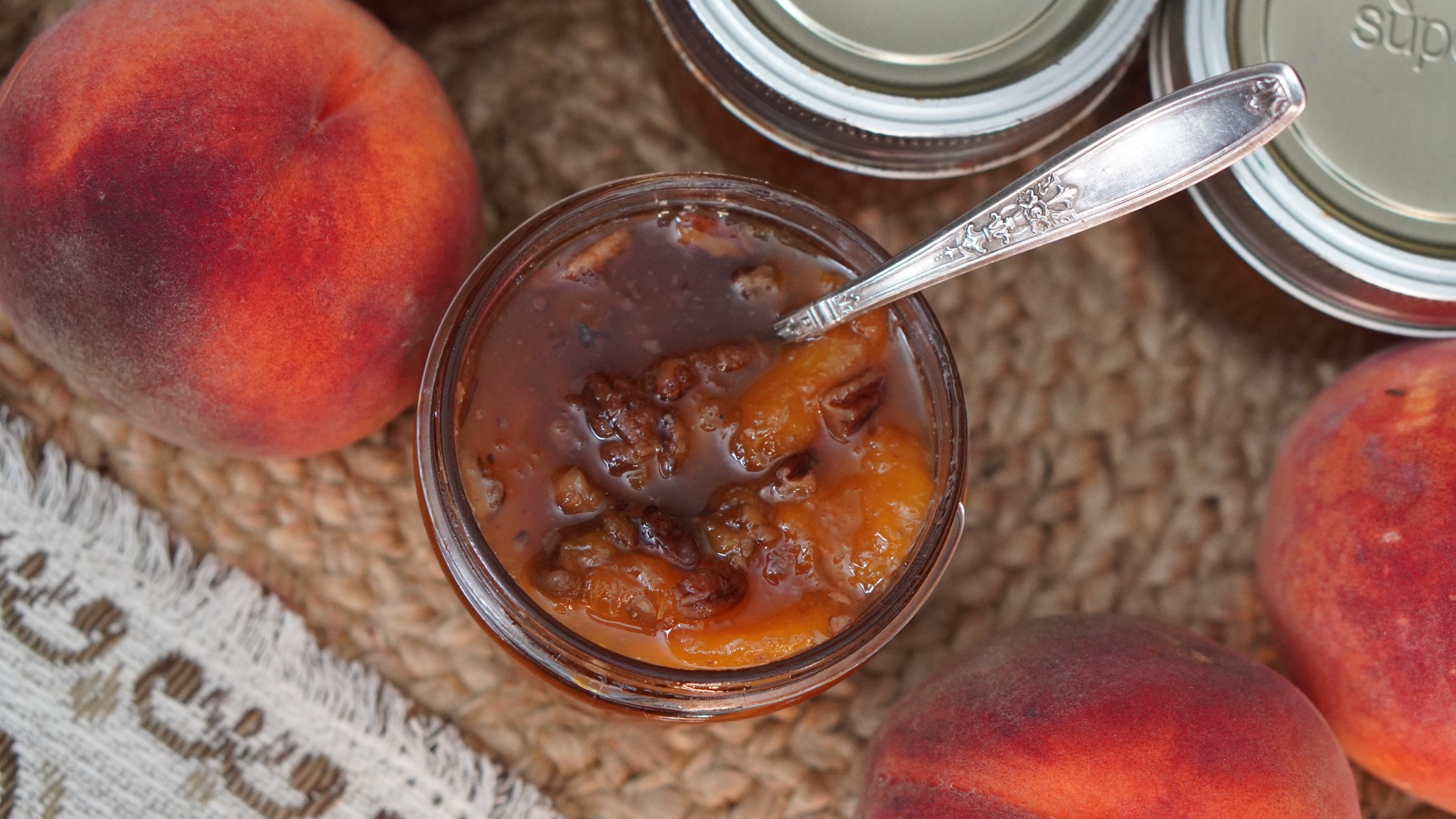 Peach Conserve Canning Recipe
As the warm days of summer draw to a close the lovely peach offers us its bounty, it’s the perfect time to preserve it as divine tasting peach conserves with home canning. Peach conserves have the addition of pecans and a touch of ginger and citrus.
Wisdom Preserved Website https://wisdompreserved.life/divine-peach-conserve-canning-recipe
How to Blanch Peaches: https://youtu.be/G7qAL2pVS1w
How Altitude Affects Canning Processing: https://youtu.be/oSr1QyV8hU8
Quality, American-made, Superb CANNING LIDS and JARS:
✅Here is your 20% off promo code: WP20
✅Superb Website https://shop.superbsealing.com/?ref=WP20
#superbcanning @superbcanning