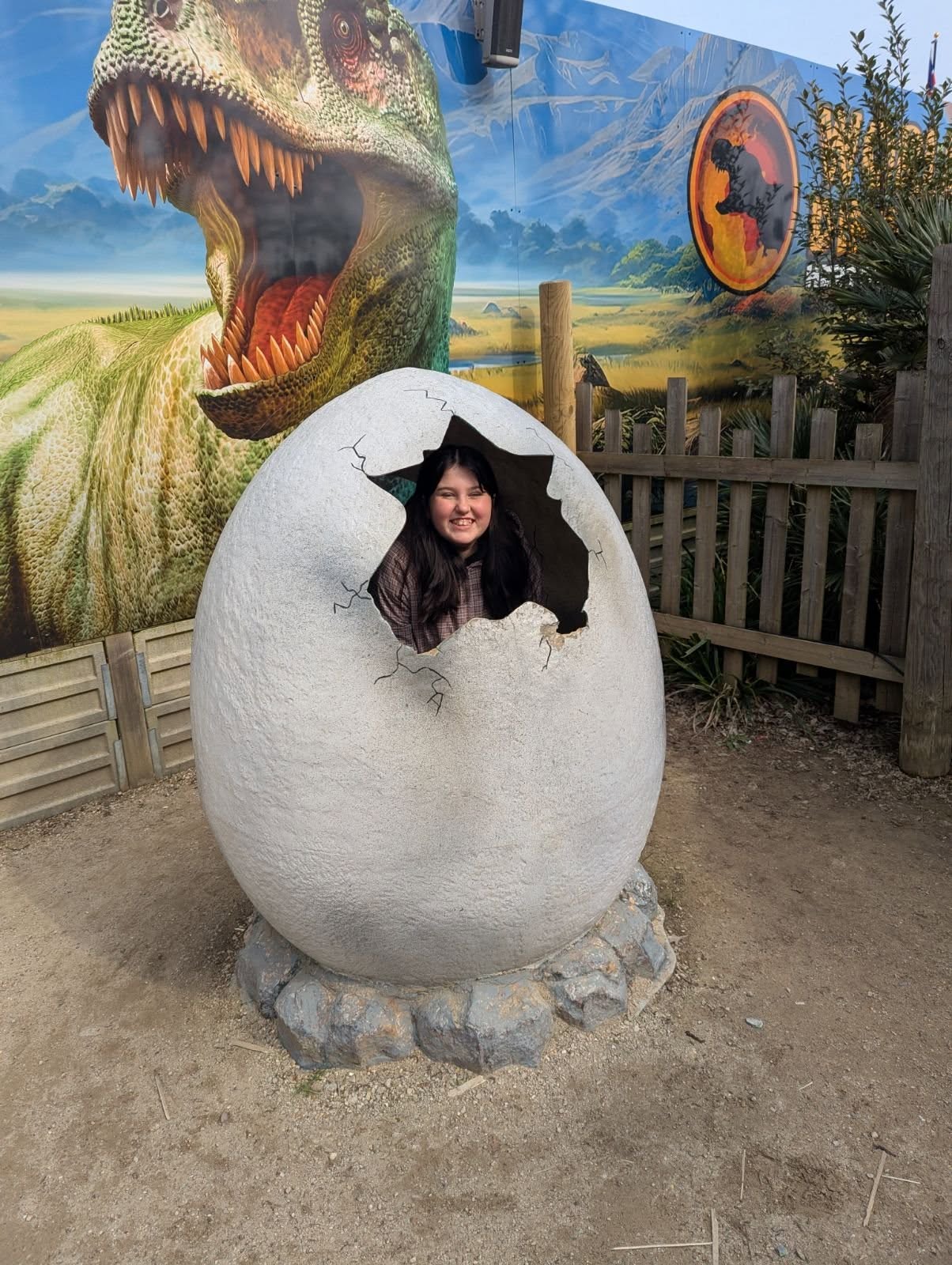What an end to the term 😎
While some of our students enjoyed a trip to the zoo this week, others had a fantastic time bowling! 🎳🦁
A brilliant reward for all the hard work and progress we’ve seen this term.
Wishing all of our families a very Happy Easter! 🐣💛