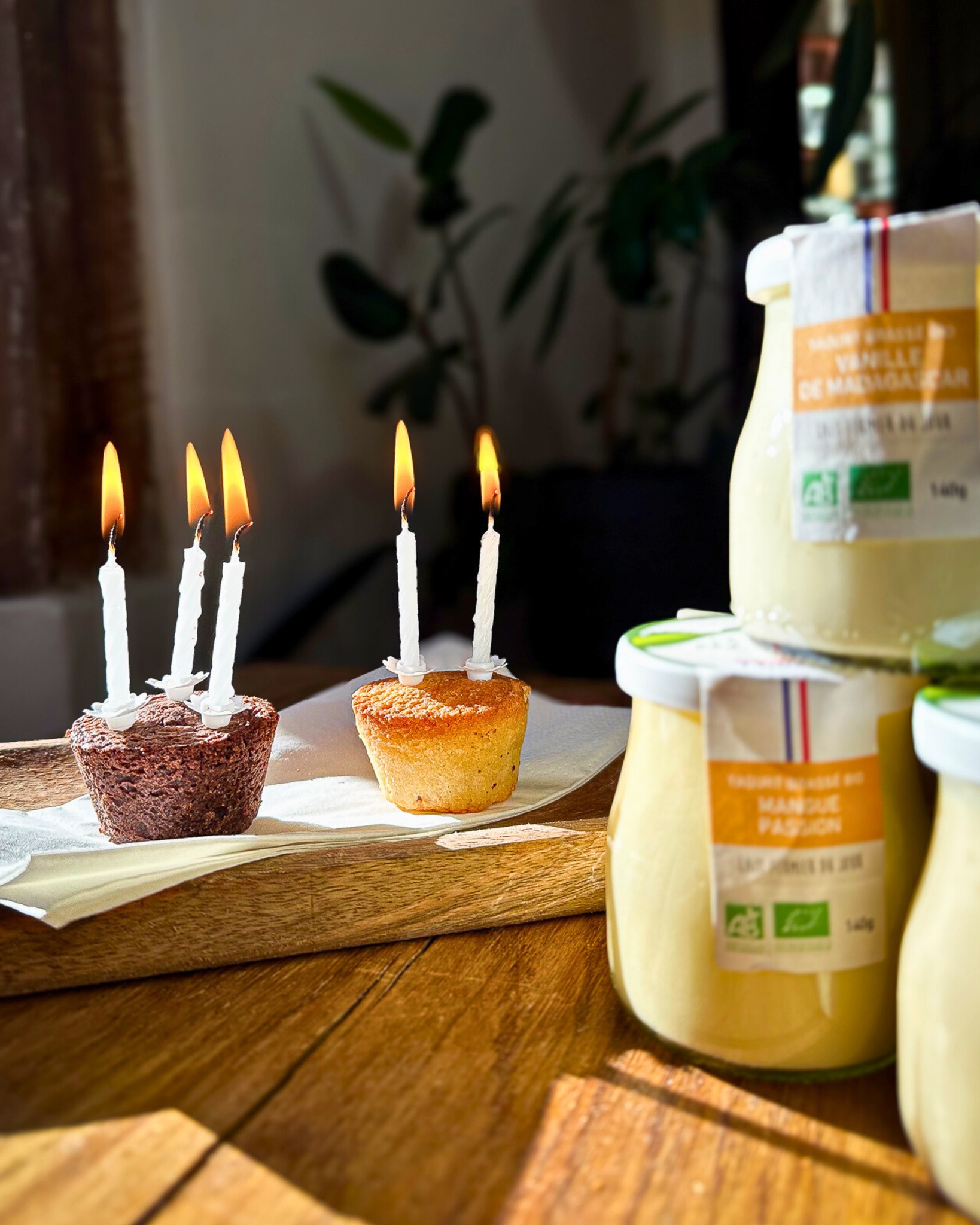 Aujourd’hui est un jour un peu spécial pour La ferme des délices ! Eh oui, 5 ans déjà 😳 on n’a pas pris une ride… 🫣🤭 juste un peu plus de gourmandise 😄🥄
Merci à tous pour votre soutien au quotidien! Au plaisir de vous régaler encore de nombreuses années
____
#lafermedesdelices #yaourt #anniversaire #yaourtfermier #laitdevache #yaourtbrassé #yaourtbio #plelanlegrand #produitslocaux