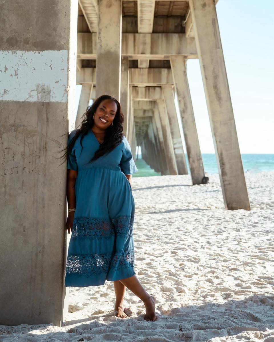 One of the biggest mistakes I see?
People waiting until everything feels “perfect” before making a move.
Truth is… clarity usually comes after the decision, not before it.
If you’ve been waiting, it might be time to start the conversation. 🤍