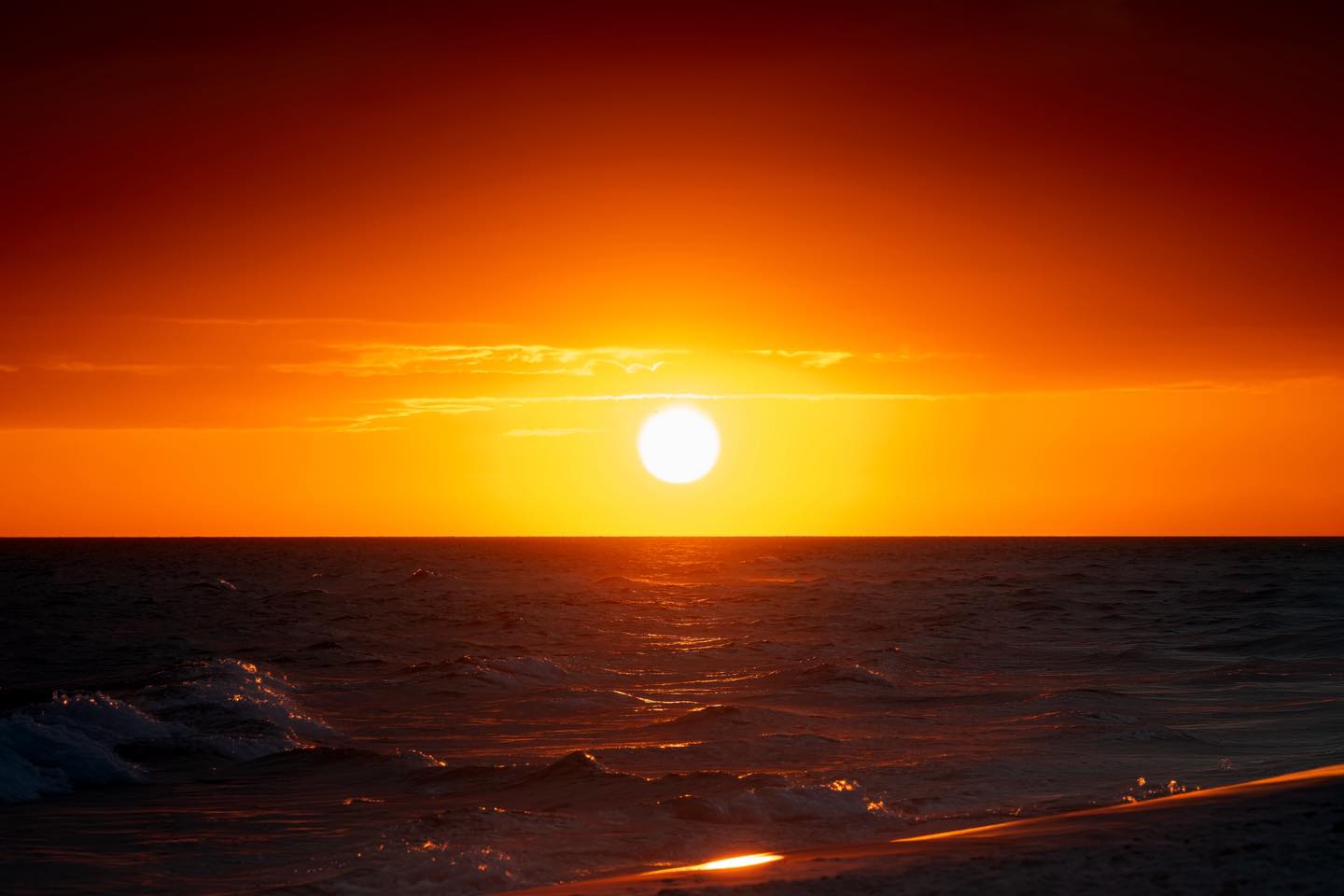 Sunshine, salty air, and sunsets that never miss; this is what weekends are made for. Whether you’re heading to the beach, spending time with family, or just soaking it all in, the coast always delivers something special. ✨
And honestly… it’s the perfect time to capture it. The laughter, the light, the moments you’ll wish you could hold onto forever. 💛
If you’ve been thinking about booking a session, this weekend might be your sign.
Sunsetphotography-pcola.com
📍 Pensacola • Gulf Breeze • Navarre • Destin • Miramar Beach • 30A • Panama City Beach
#EmeraldCoastLiving #BeachWeekend #PensacolaPhotographer #SunsetVibes #FloridaLife #SunsetPhotography