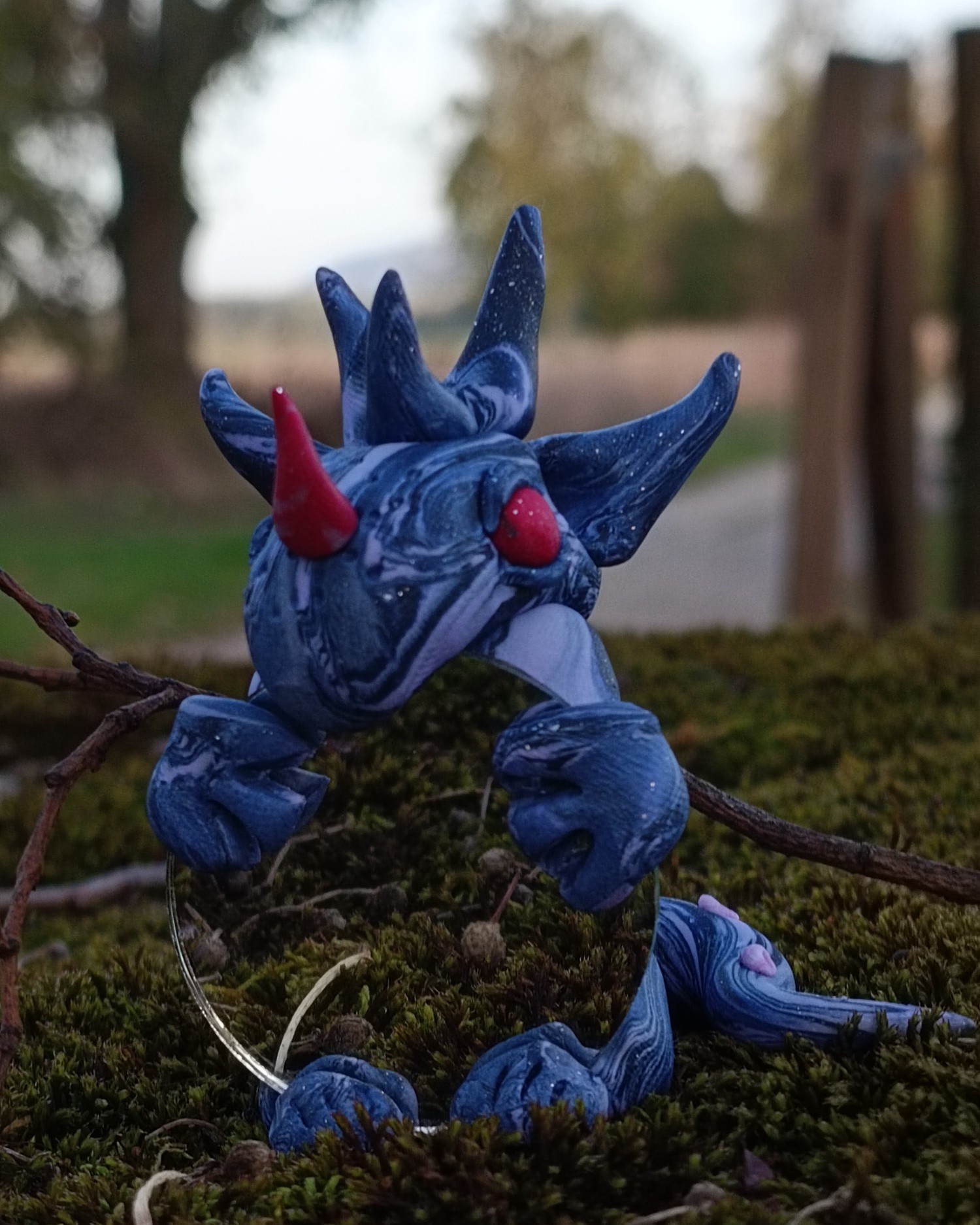 Hy ich bin Glaz der Spiegel Drachen 🐉 Und zeige dir die Welt hinter den Spiegeln 🪞 bis du bereit mit mir auch dieses fantastische Welt ? 🌍 Lg Glaz 🐉 #spiegelworld #drache #unikat #handmade #einzelstück