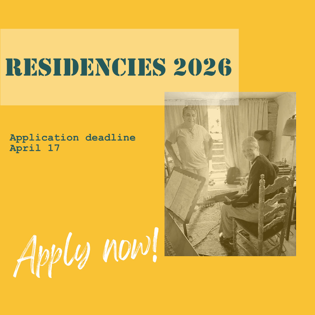 Deadline på fredag! EPOS residens 2026 för musiker och dansare - ansök senast den 17 april 💥✨🔥
➡️ Ansök här: https://forms.gle/uJNUysnzc8KPmp9R9 ⬅️
(English below)
Är du soloartist eller jobbar i duo? 🎶💃
Behöver du tid och ro att fokusera på ditt skapande?
Nu öppnar ansökan till EPOS residens 2026!
✨ Två residens sommaren 2026
✨ 5 dagar i lantlig miljö i Sörmland
✨ Avslutas med konsert eller öppen visning
📅 Residensperioder:
• 8–12 juni – Musik & dans i samspel (konsert fre alt visning lör)
• 3–7 augusti – Musikresidens (konsert fre)
❓ Vem kan söka?
Du som är EPOS-medlem och verksam musiker eller dansare inom folk- och världsmusik/dans. Residensen riktar sig till solo eller duo med en tydlig idé – kanske ett projekt du vill utveckla eller repertoar att turnera med.
Juniresidenset riktar sig särskilt till samspel mellan dansare och musiker. Augustiresidenset riktar sig till musiker.
💡 Medlemskap i EPOS är gratis – ansök här: https://forms.gle/ns4MyDYwE5nV5vK2A
🗓 Sista ansökningsdag: 17 april 2026
📩 Besked: första veckan i maj
Läs mer om residensen och kriterierna direkt i ansökningsformuläret eller på vår hemsida epos.nu!
EPOS Residens 2026 genomförs av EPOS - Equality and Plurality On Stage, Svängrum/Skeppsta hytta, GIG – Groove i Gnesta/ Skottvångs Gruva och LP Flamenc