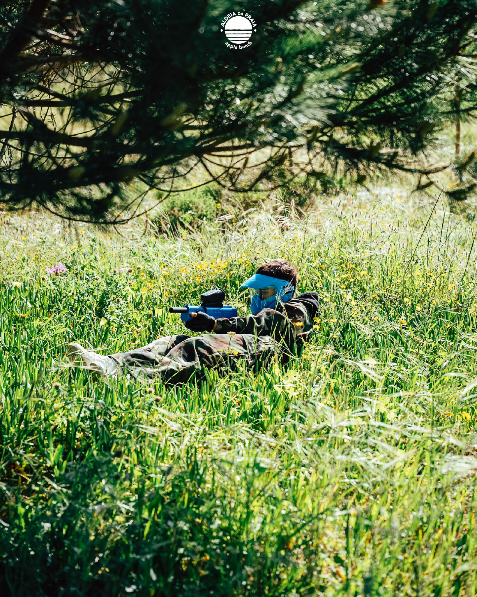 🇵🇹 Miúdos em casa? Temos a solução. O Paintball (8-15 anos) trata da adrenalina deles, enquanto o @nomadsbythesea trata do teu brunch.
🇬🇧 Kids at home? We’ve got the fix. Our Paintball (8-15y) handles their adrenaline while @nomadsbythesea handles your brunch.
#AldeiaDaPraia #PaintballSintra #KidsActivities #SintraComKids