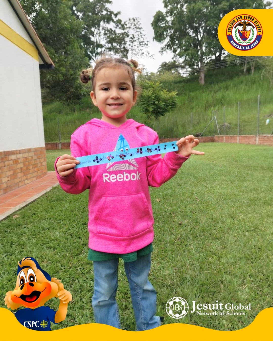 Sembramos conciencia para cosechar futuro 🌱💧
En nuestras sedes Conucos y Campestre vivimos el Green Day de preescolar, una jornada en la que los más pequeños aprendieron que la Tierra es nuestro hogar y que cada acción cuenta para protegerla.
A través de actividades enfocadas en el cuidado del agua, nuestros estudiantes construyeron acuerdos de aula y asumieron misiones con un propósito claro: convertirse en verdaderos Guardianes del Planeta. 🌍✨
Porque cuando educamos con amor y ejemplo, formamos generaciones capaces de transformar el mundo💙