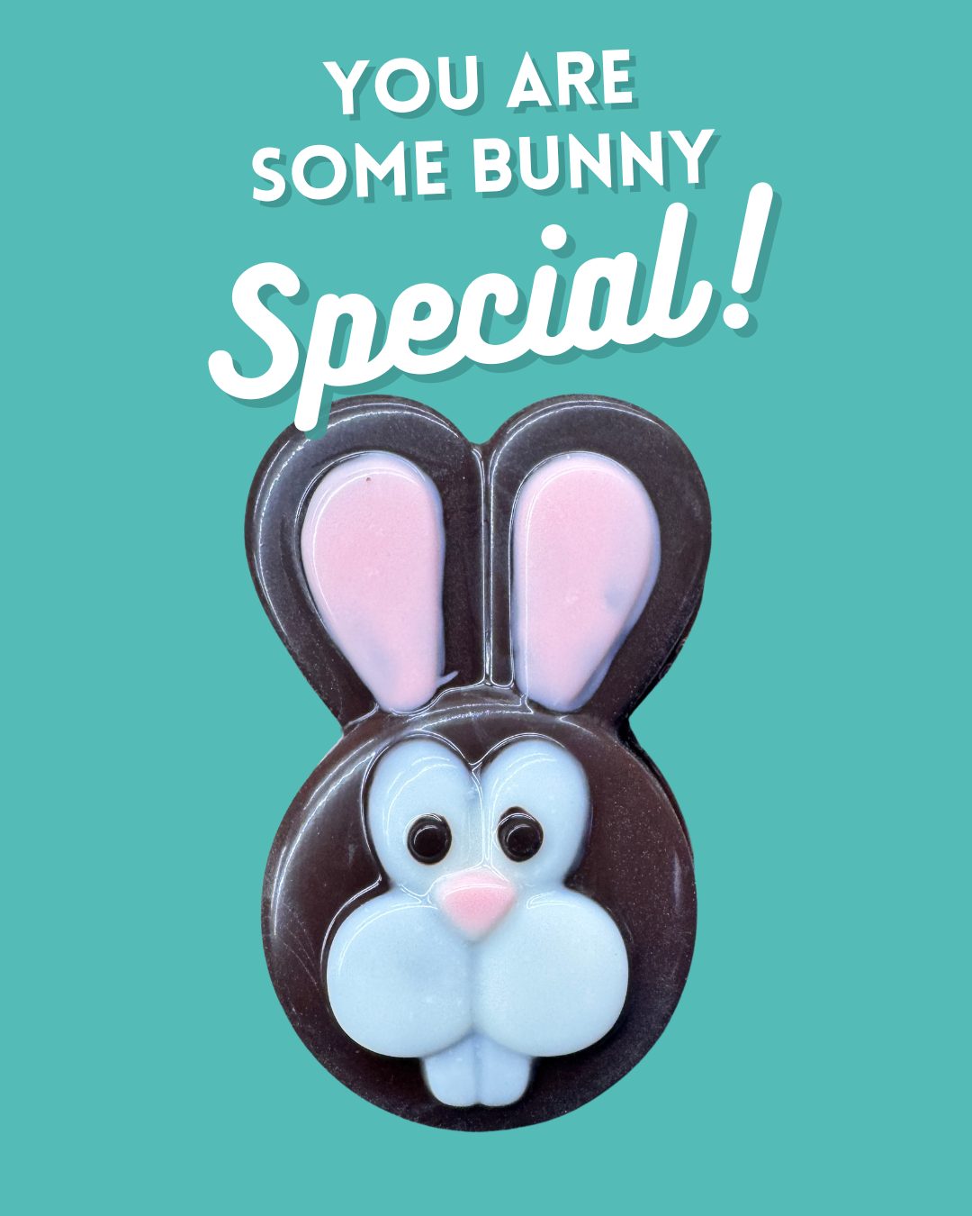 These stuffed bars don’t just taste amazing—they come with cheerful, punny messages that make them the gift and the treat all in one 💌
✨ Peanut Butter Cup Egg
✨ Caramel Cookie Bunny
✨ S’mores Chick
Thick chocolate shells + soft, gooey centers = instant favorite 😍
Perfect for Easter baskets, little surprises, or anyone who deserves something sweet (so… everyone)
👉 Grab yours before they’re gone! LINK IN BIO